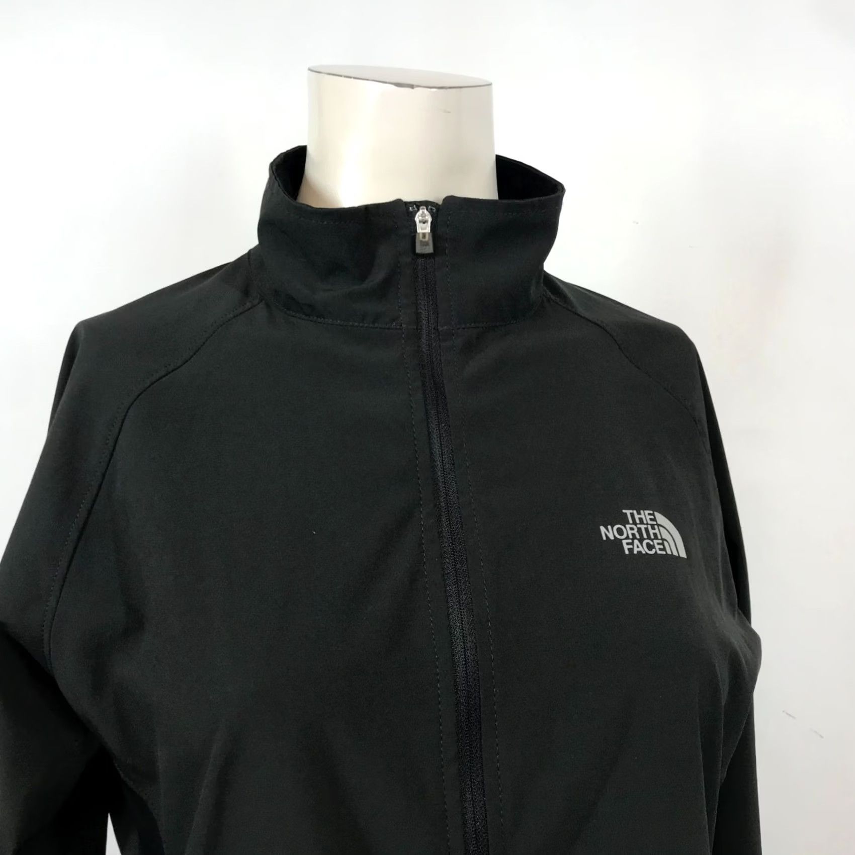 The North Face THE NORTH FACE WOMEN'S JACKET LONG SLEEVE FULL ZIP BLACK M Size M / US 6-8 / IT 42-44 - 2 Thumbnail