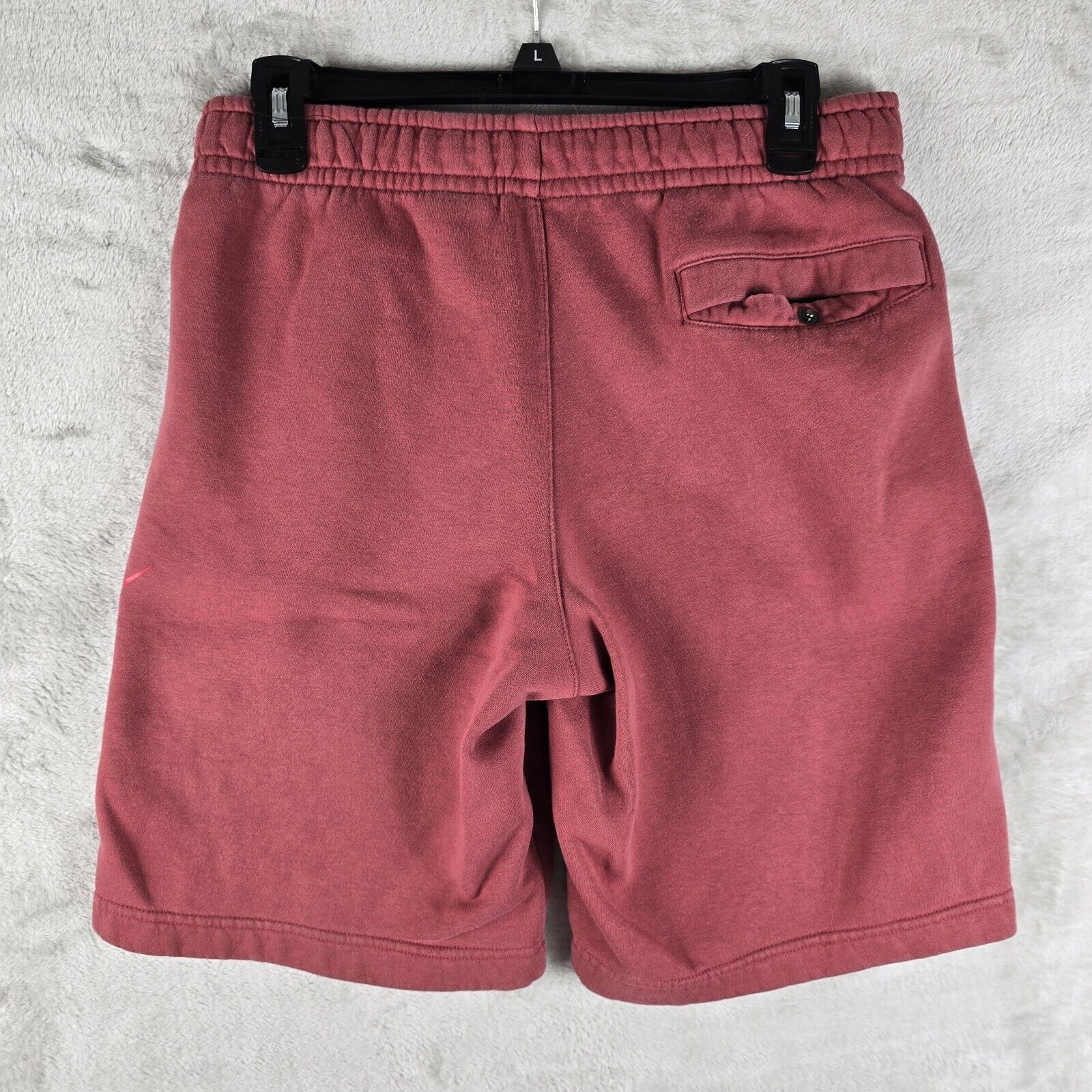 Nike Nike Sportswear Club Fleece Shorts Men Small Red Swoosh Size US 30 / EU 46 - 6 Thumbnail