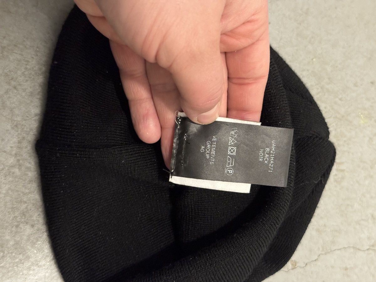 Vetements *RARE* VETEMENTS HAUTE COUTURE MERINOS BEANIE GVASALIA Size ONE SIZE - 8 Thumbnail