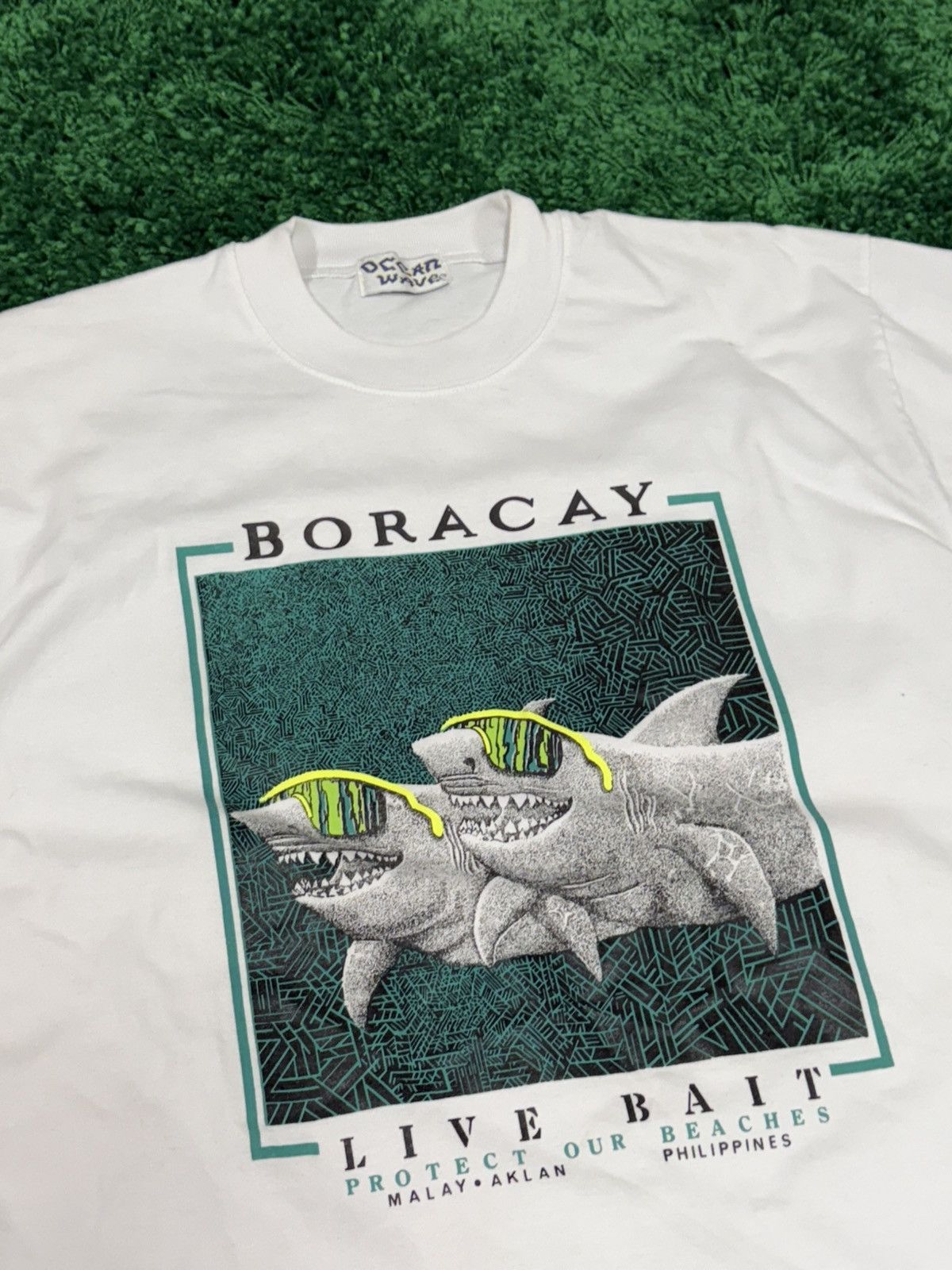 Vintage Vintage Boracay Shark Vacation Tropical Logo Tee Water Large Size US L / EU 52-54 / 3 - 2 Thumbnail