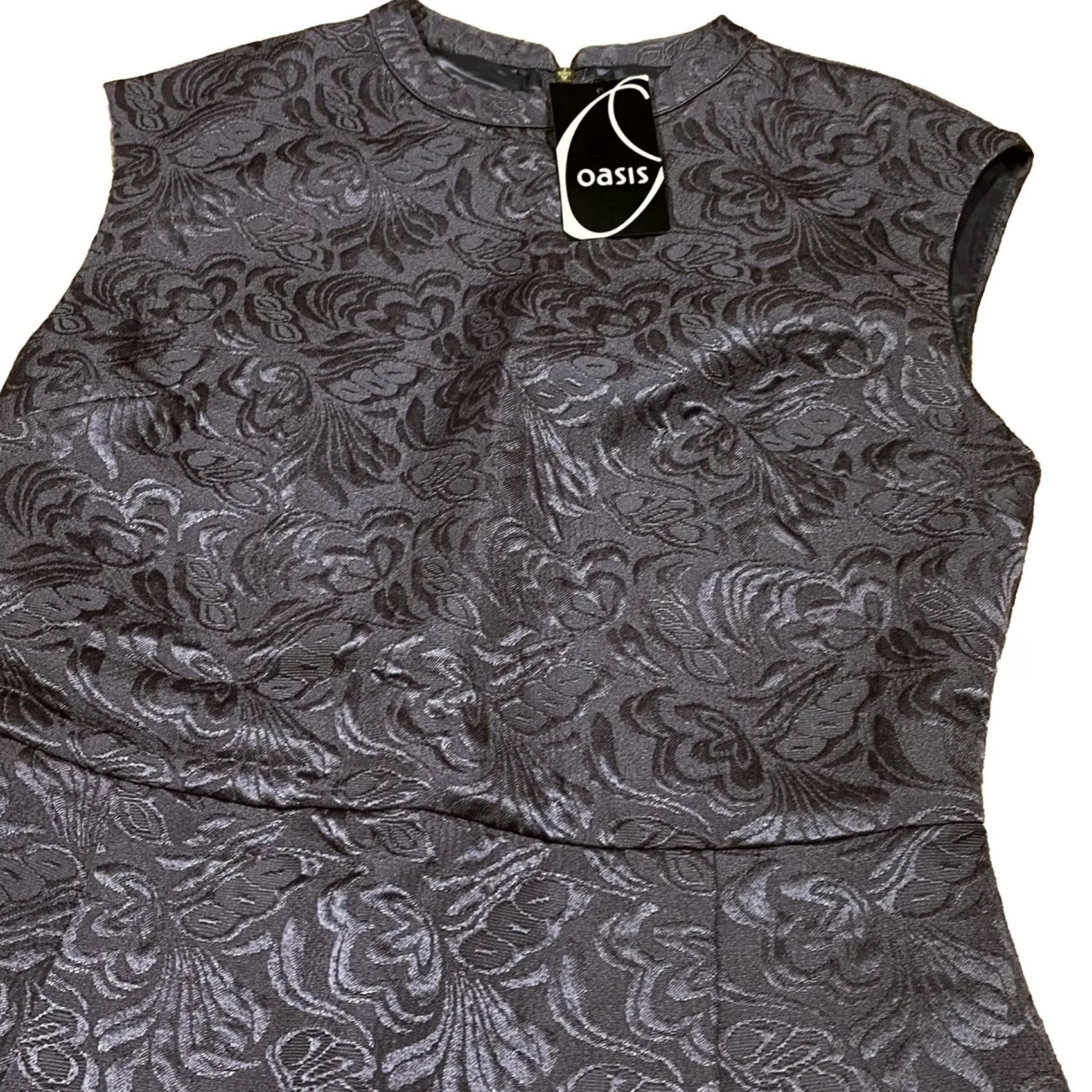 Vintage Oasis Floral Dress Crew Neck Sleeveless UK 8 Women’s Bnwt Party/Cocktail Dress Knee Length Vintage No Unknown Colour Unknown Womens Size M / US 6-8 / IT 42-44 - 3 Thumbnail