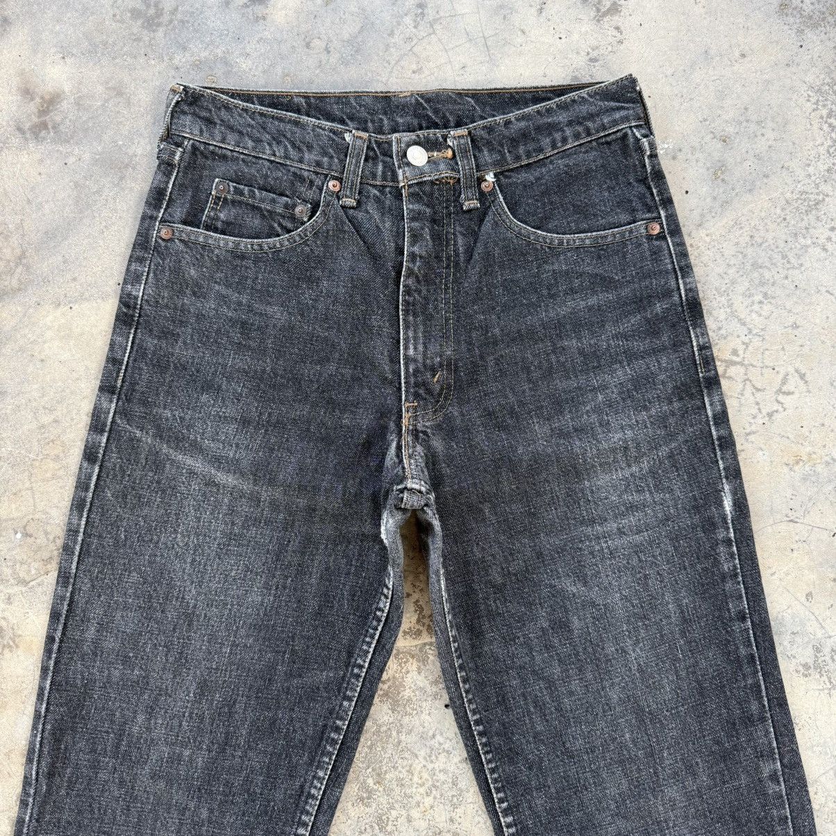 Levi's Vintage Clothing W29 Vintage Levi’s 603 Slim fit faded black denim pants Size US 29 - 3 Thumbnail