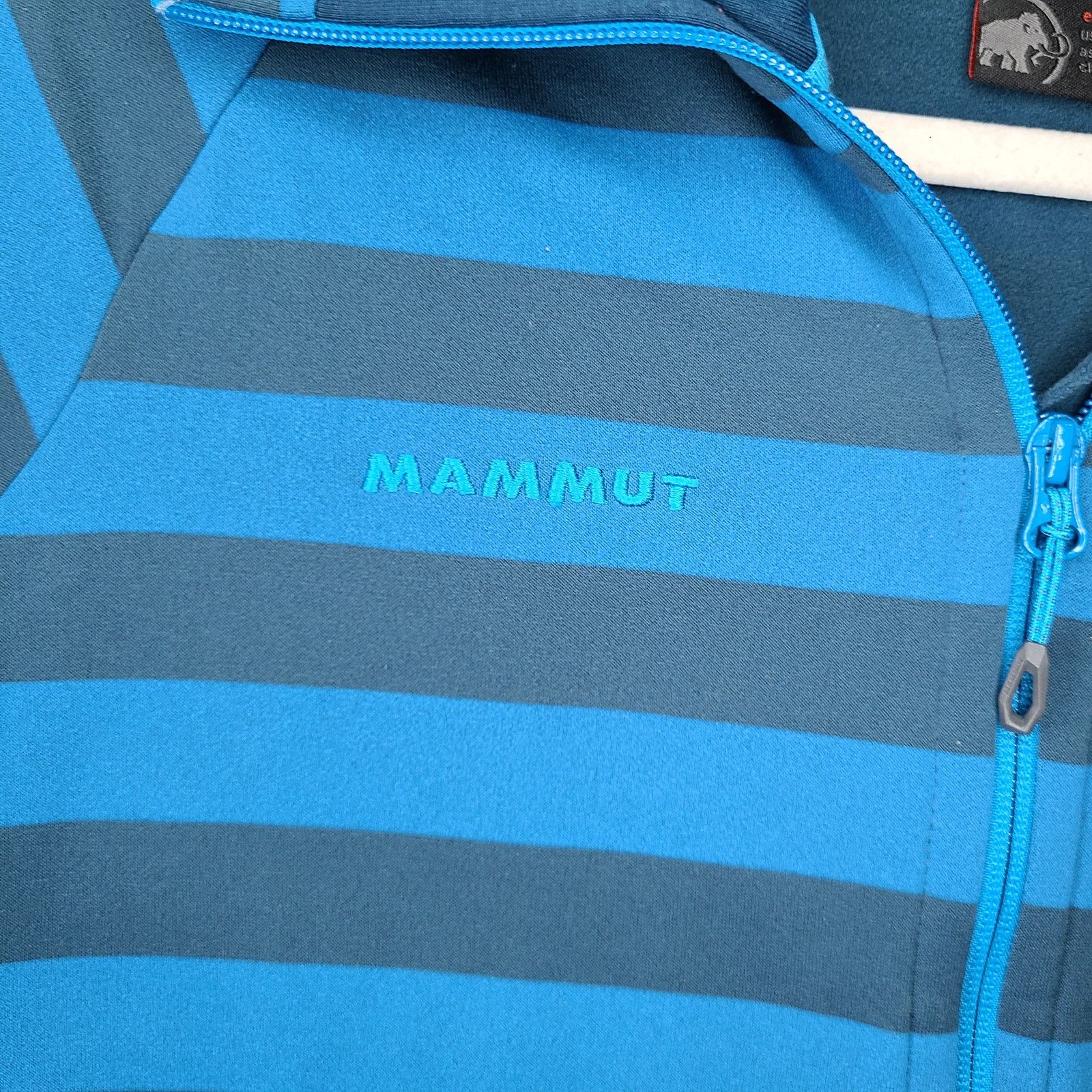 Mammut Mammut Blue & Navy Striped Turtleneck Jacket L, Women's Size L / US 10 / IT 46 - 4 Thumbnail
