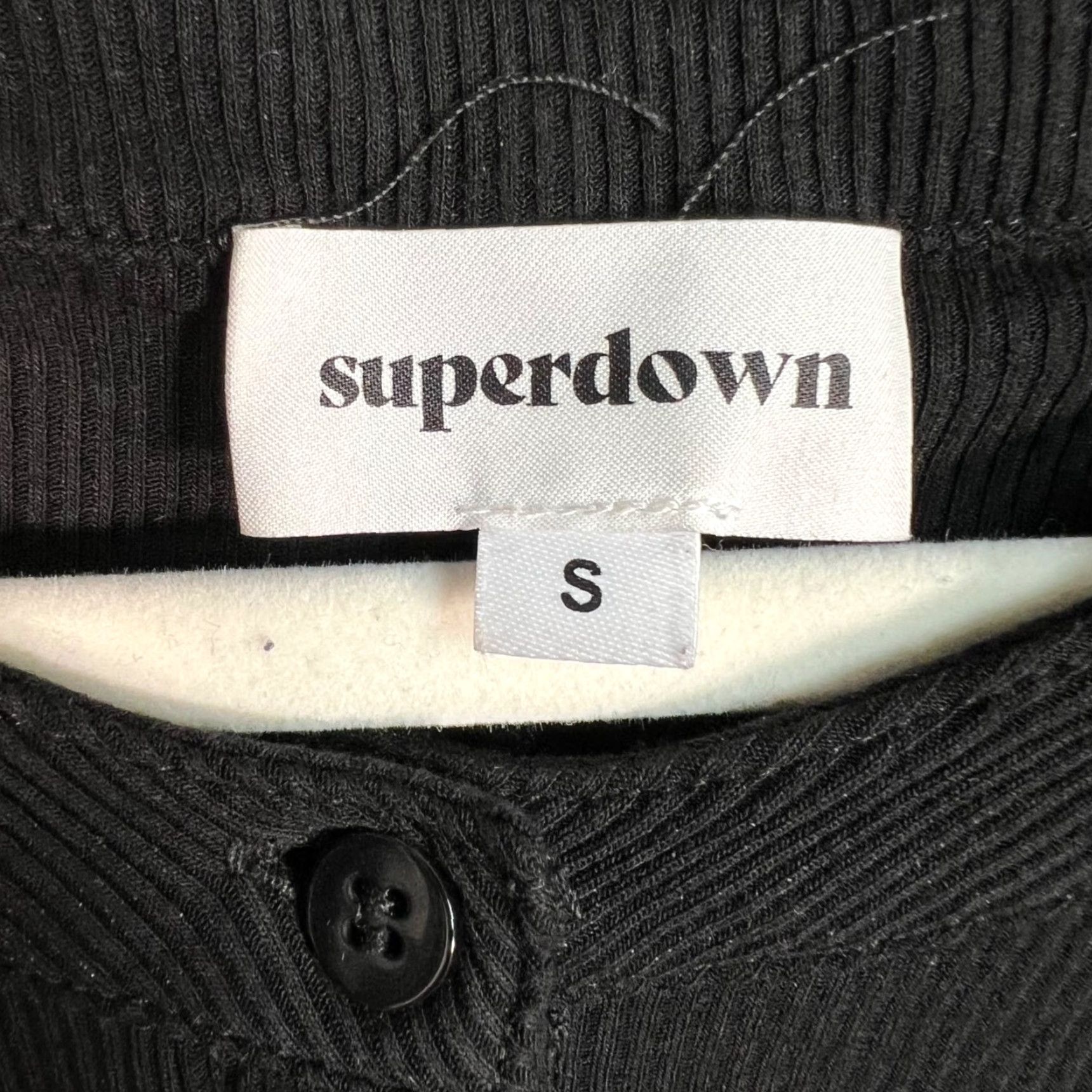 superdown Superdown Button-Up Ribbed Long Sleeve Top Womens Small Black Shirt Size S / US 4 / IT 40 - 3 Thumbnail