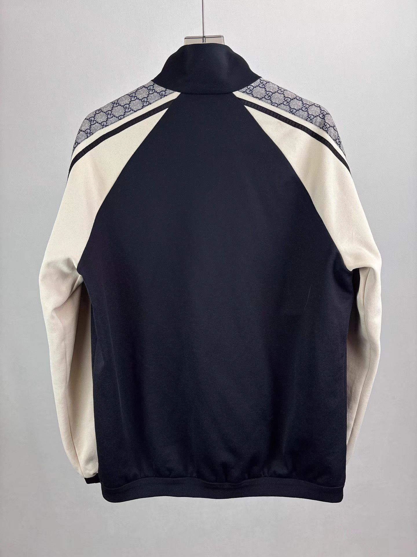 Gucci GUCCI Snake Pattern Zipper Jacket K1 Size US S / EU 44-46 / 1 - 2 Thumbnail