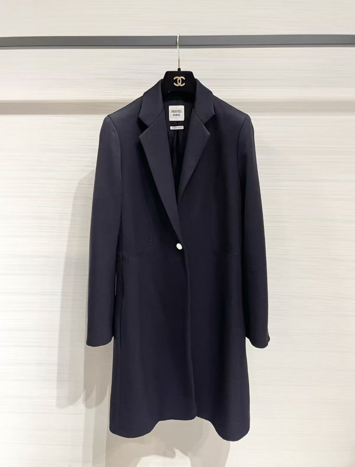 Hermes Hermès Classic Black Mid-Length Wool Coat J33 Size S / US 4 / IT 40 - 1 Thumbnail
