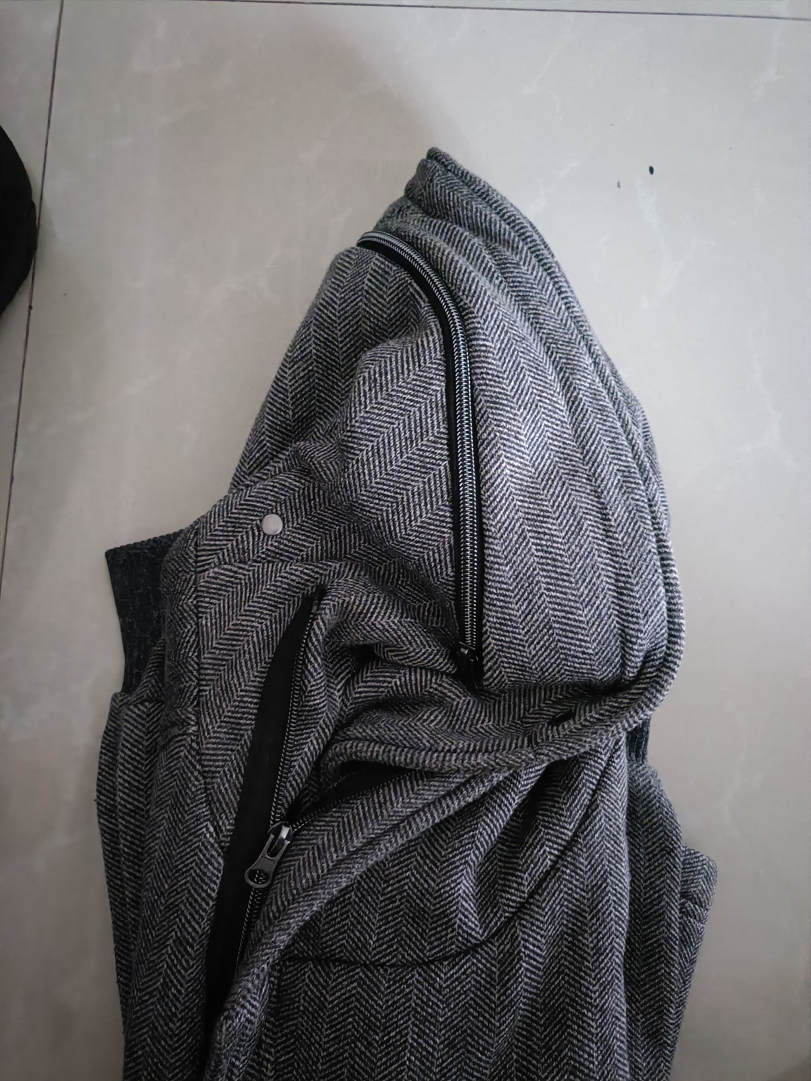 Japanese Brand Assymetrical zipper with adjustable hoodie visual kei Size US L / EU 52-54 / 3 - 6 Thumbnail