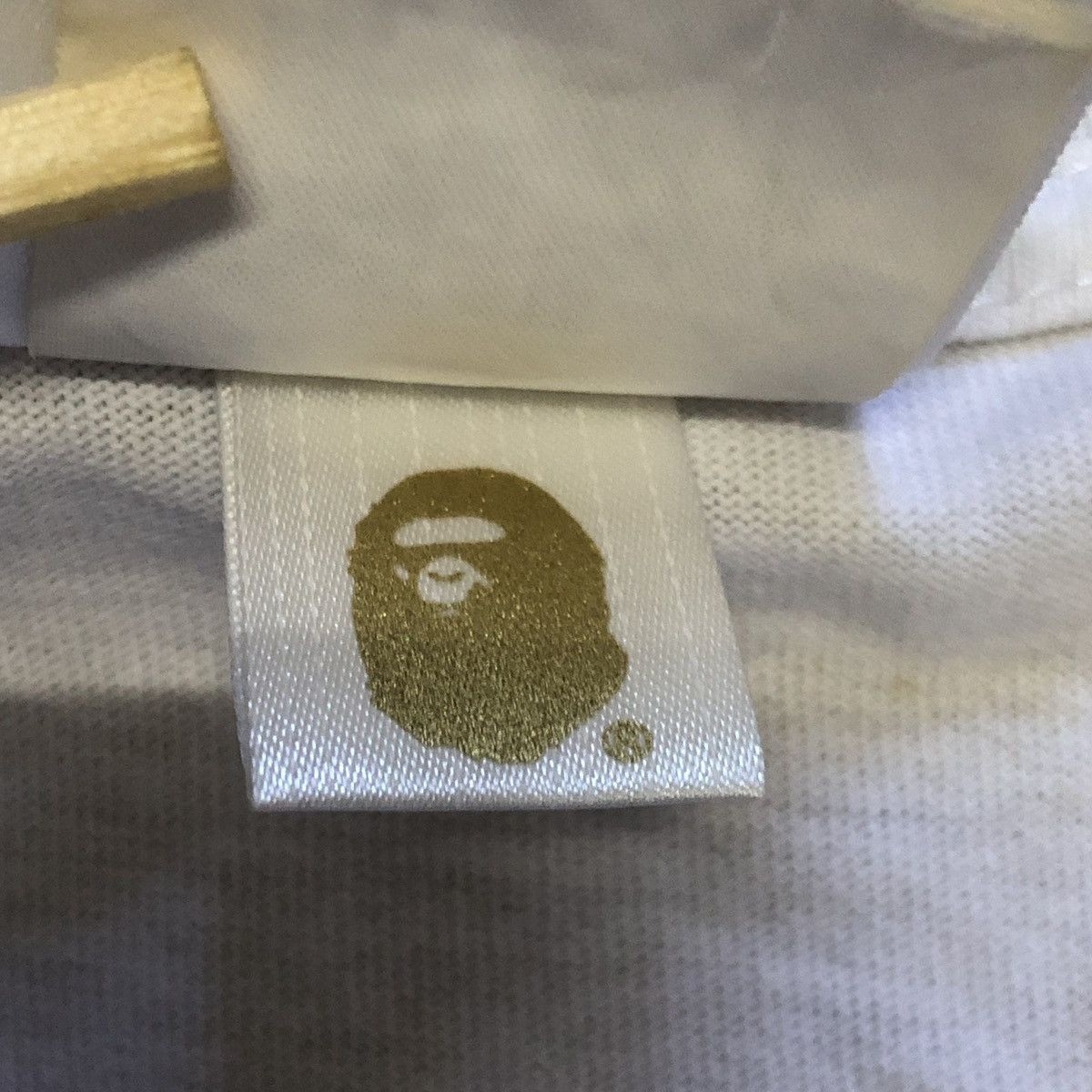 Bape A Bathing Ape Clinging Ape Tee Size US M / EU 48-50 / 2 - 6 Thumbnail