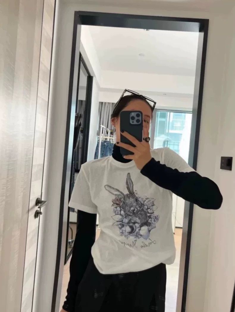 Dior Dior Rabbit-printed women's top with short sleeves Size M / US 6-8 / IT 42-44 - 8 Thumbnail