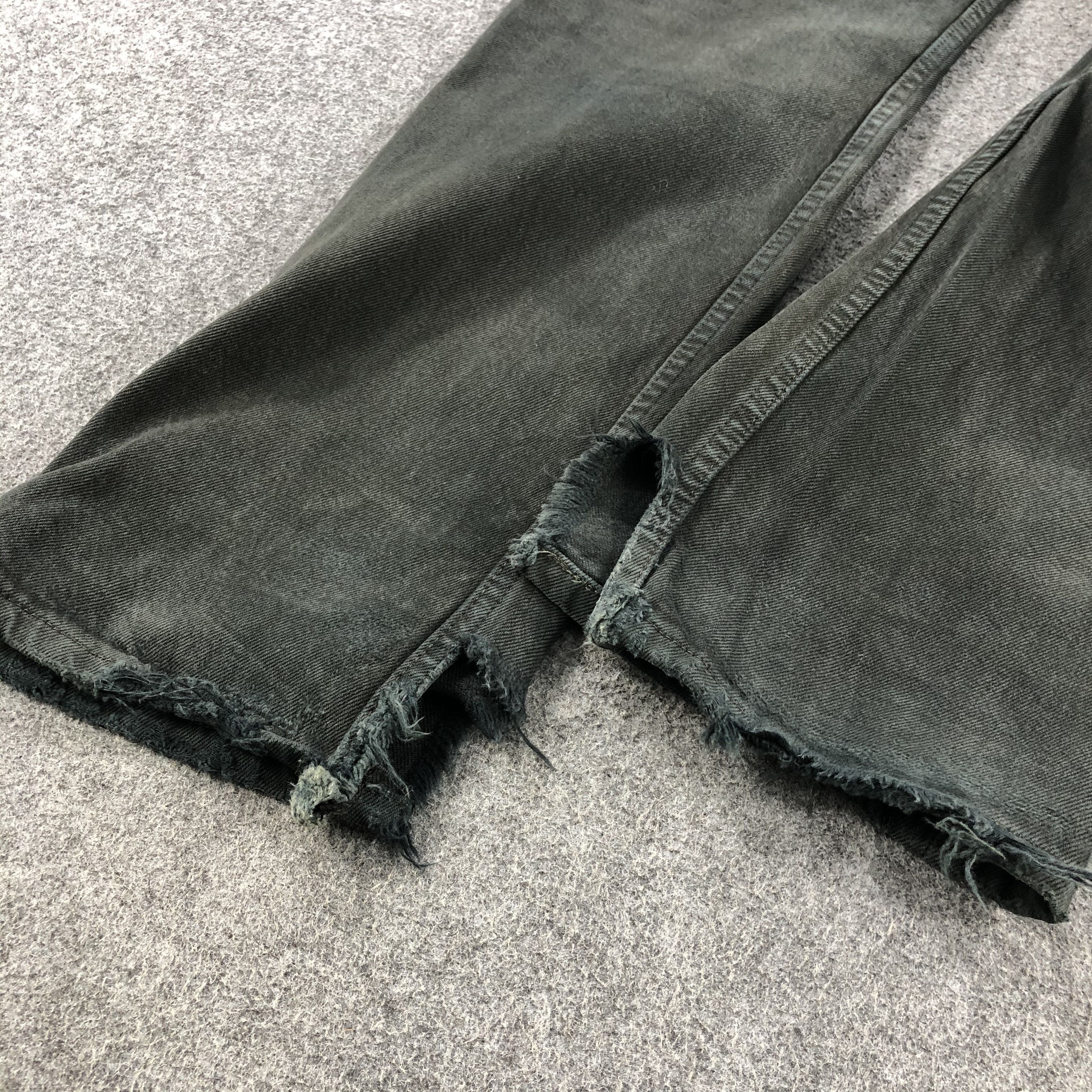 Vintage 90s Distress Levis 501 Jeans-JM1549