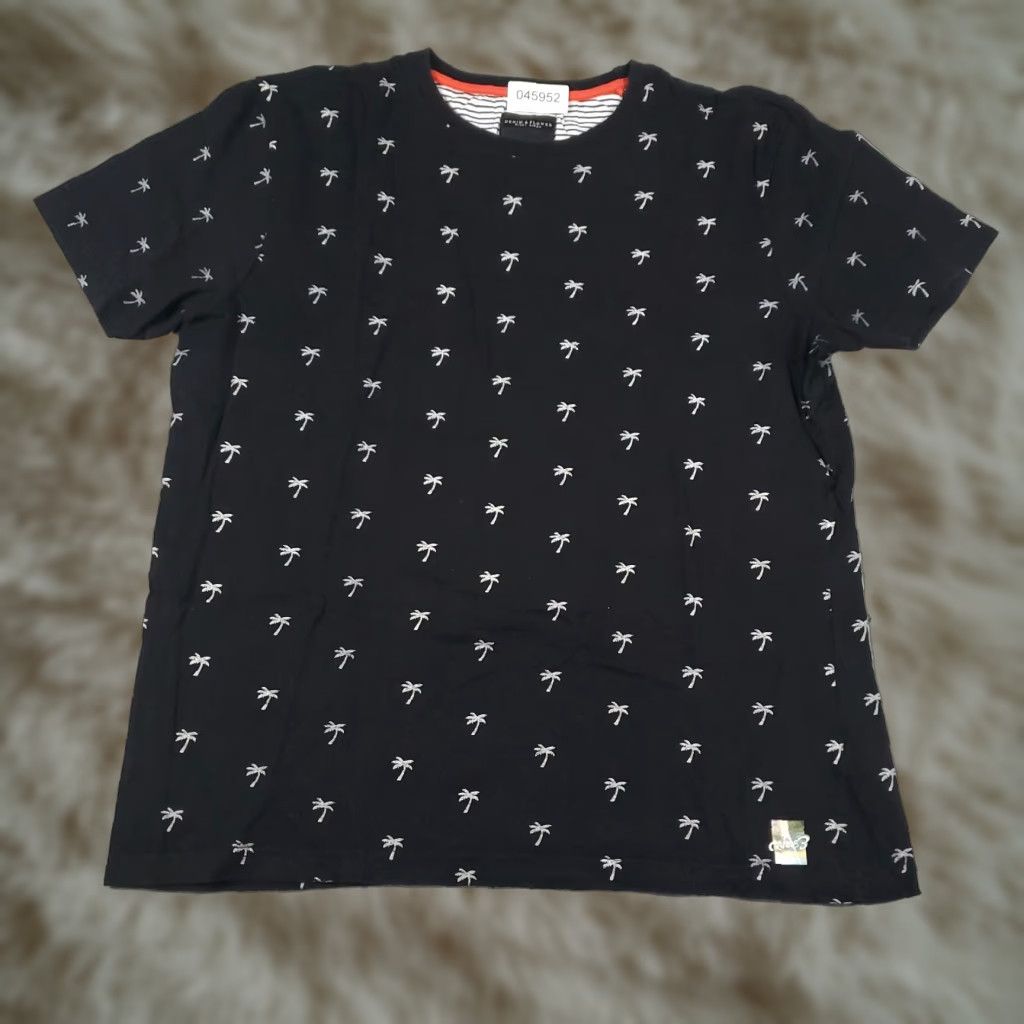 Vintage Denim & Flower T Shirt Mens Large Black Short Sleeve Cotton Blend Size US L / EU 52-54 / 3 - 1 Thumbnail