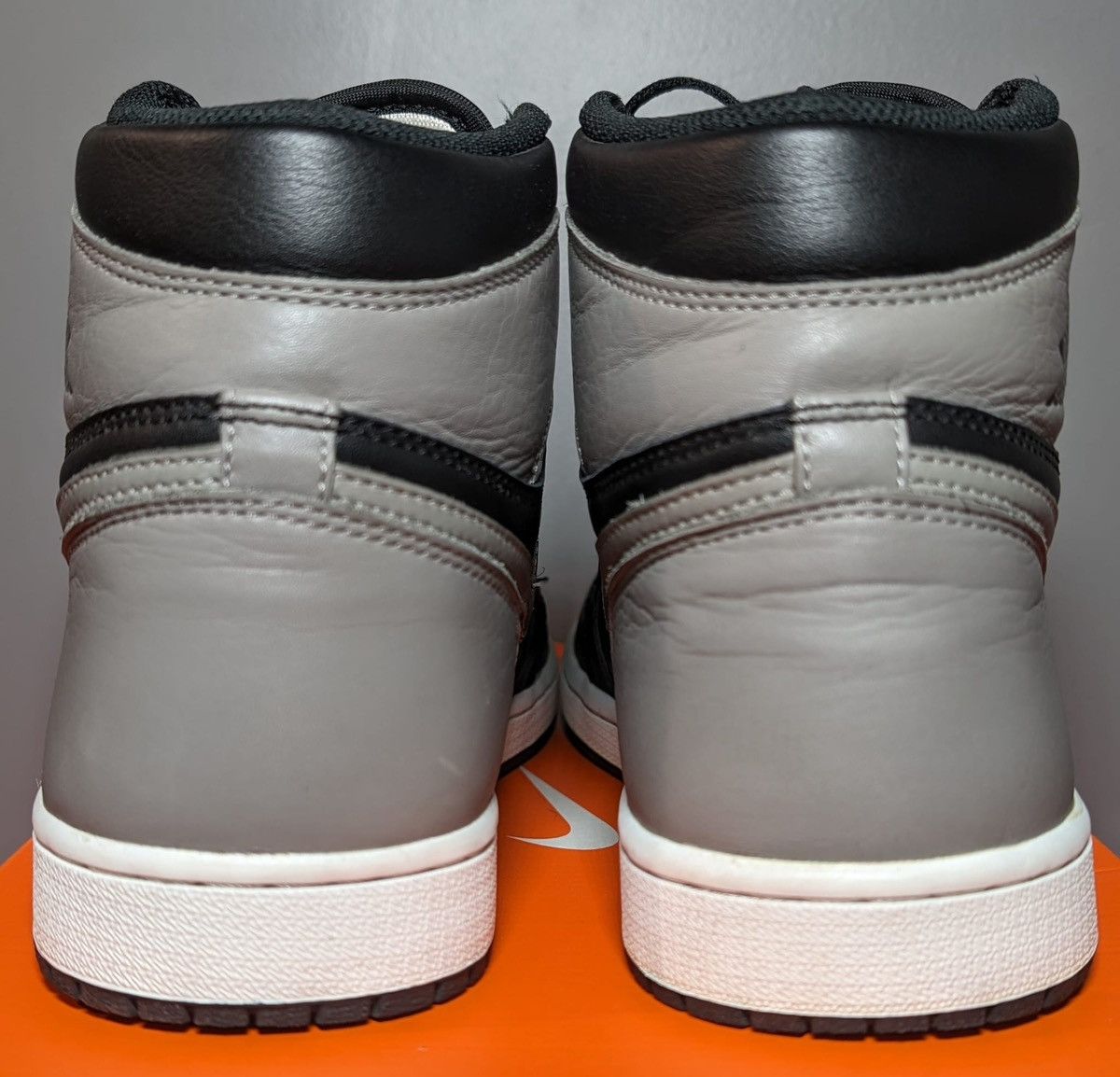 Jordan Brand Size 10.5 - Jordan 1 Retro OG High Shadow Size US 10.5 / EU 43-44 - 3 Thumbnail