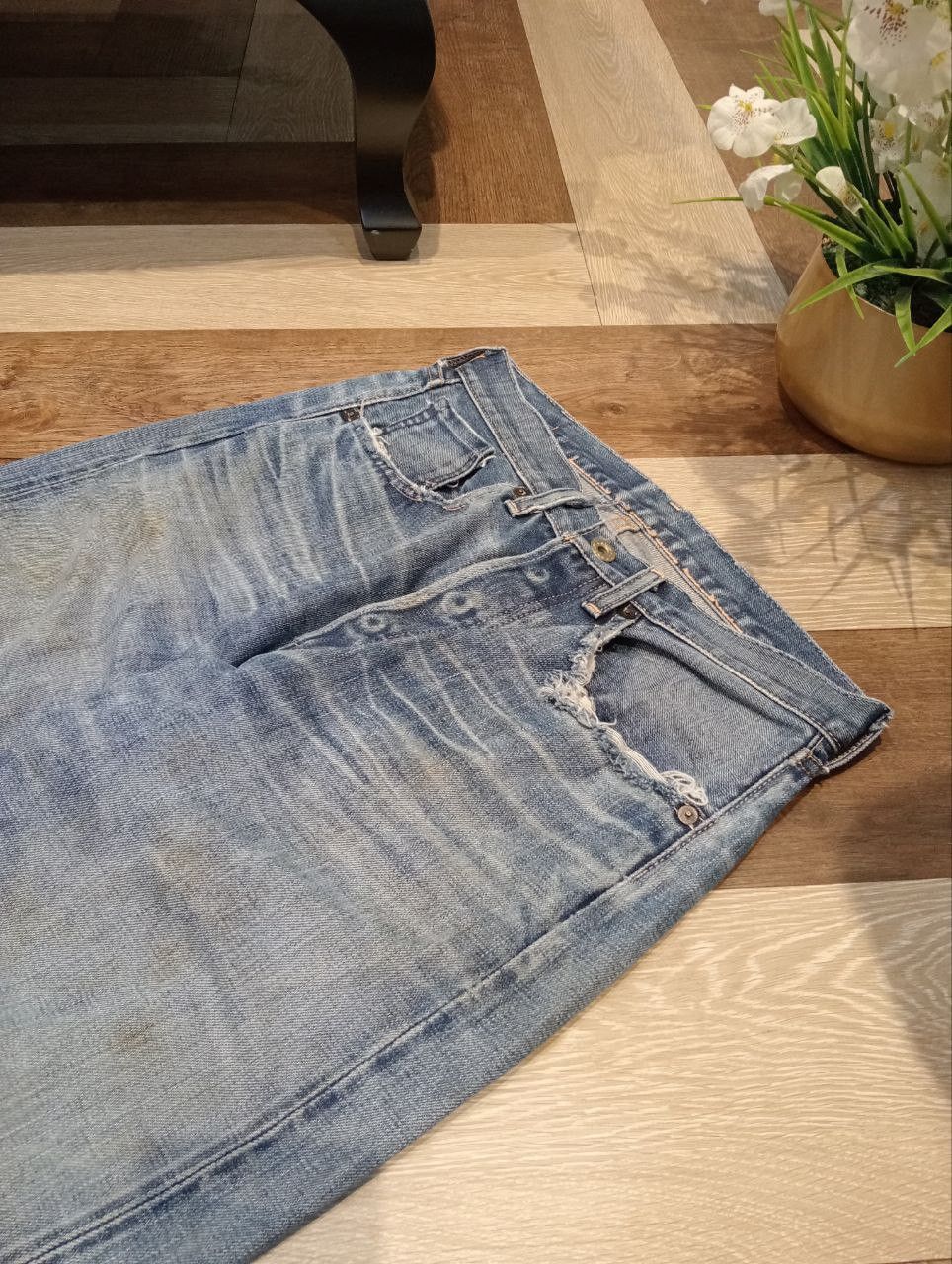 Levi's Vintage Clothing LEVI'S VINTAGE 501 CAPITAL E SELVEDGE BLUE DENIM JEANS Size US 30 / EU 46 - 6 Thumbnail