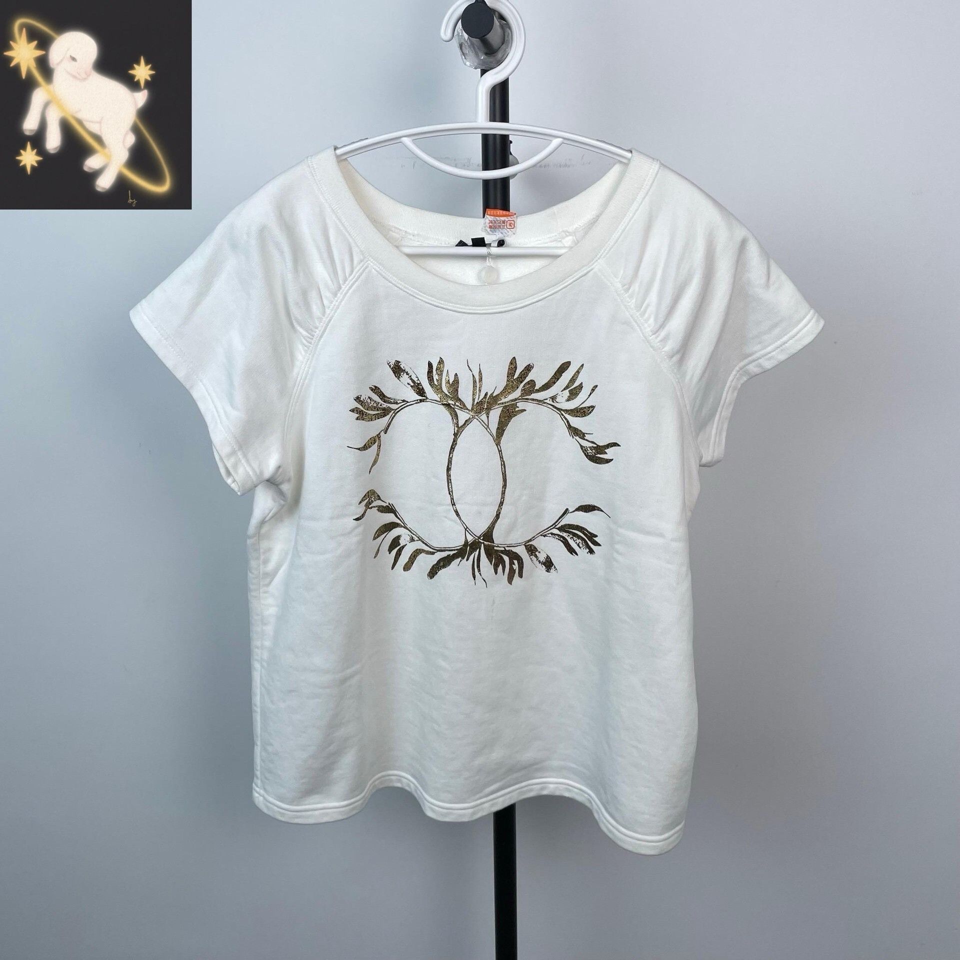 Chanel Chanel Greek Laurel Double C Logo T-Shirt Size M / US 6-8 / IT 42-44 - 1 Thumbnail