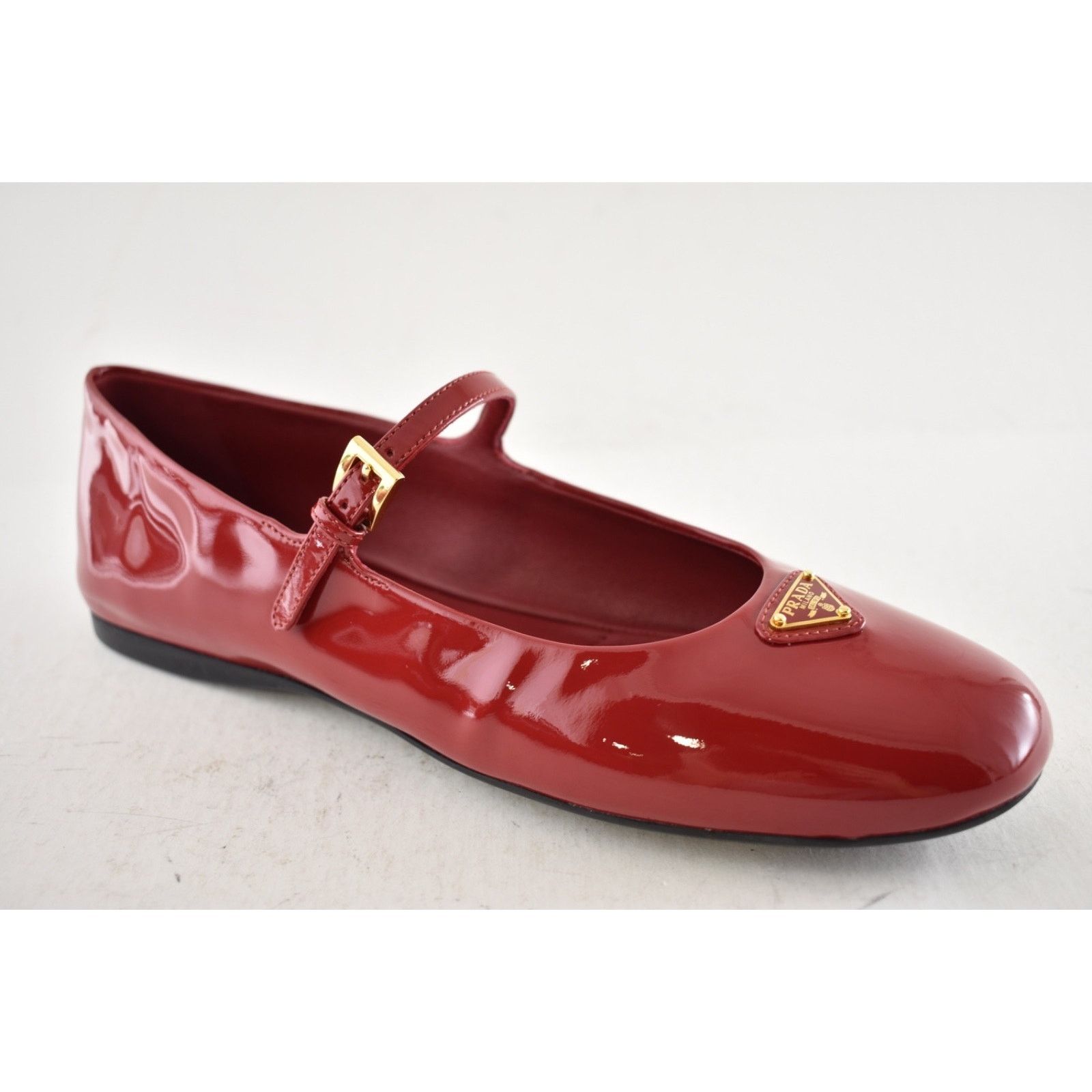 Prada Prada Cherry Red Patent Gold Triangle Logo Mary Jane Size US 8.5 / IT 38.5 - 6 Thumbnail