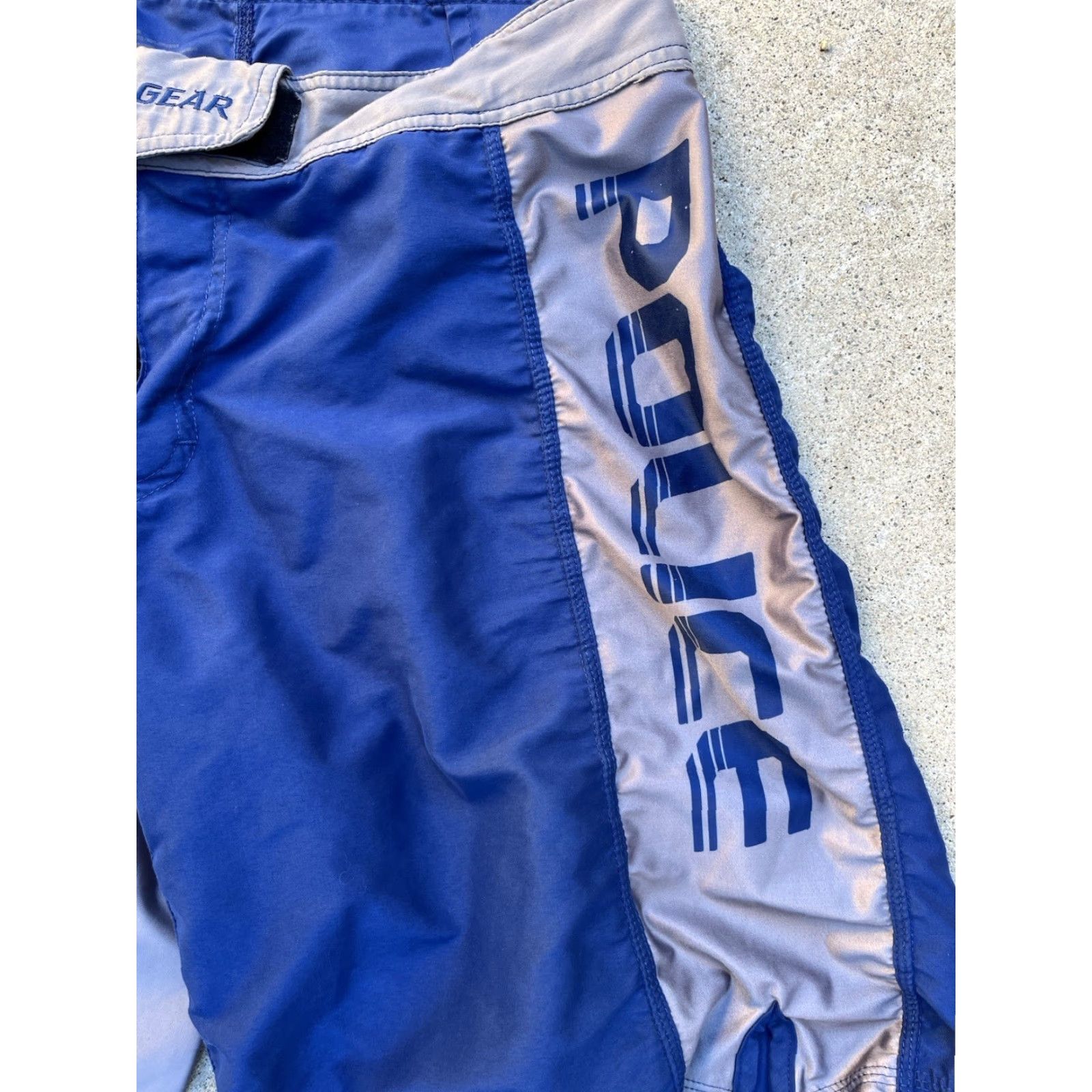 Vintage Men's Clinch Gear Shorts Blue Police Spell-Out 32 MMA Grappling No Gi Active BJJ Coral? Size US 32 / EU 48 - 2 Thumbnail