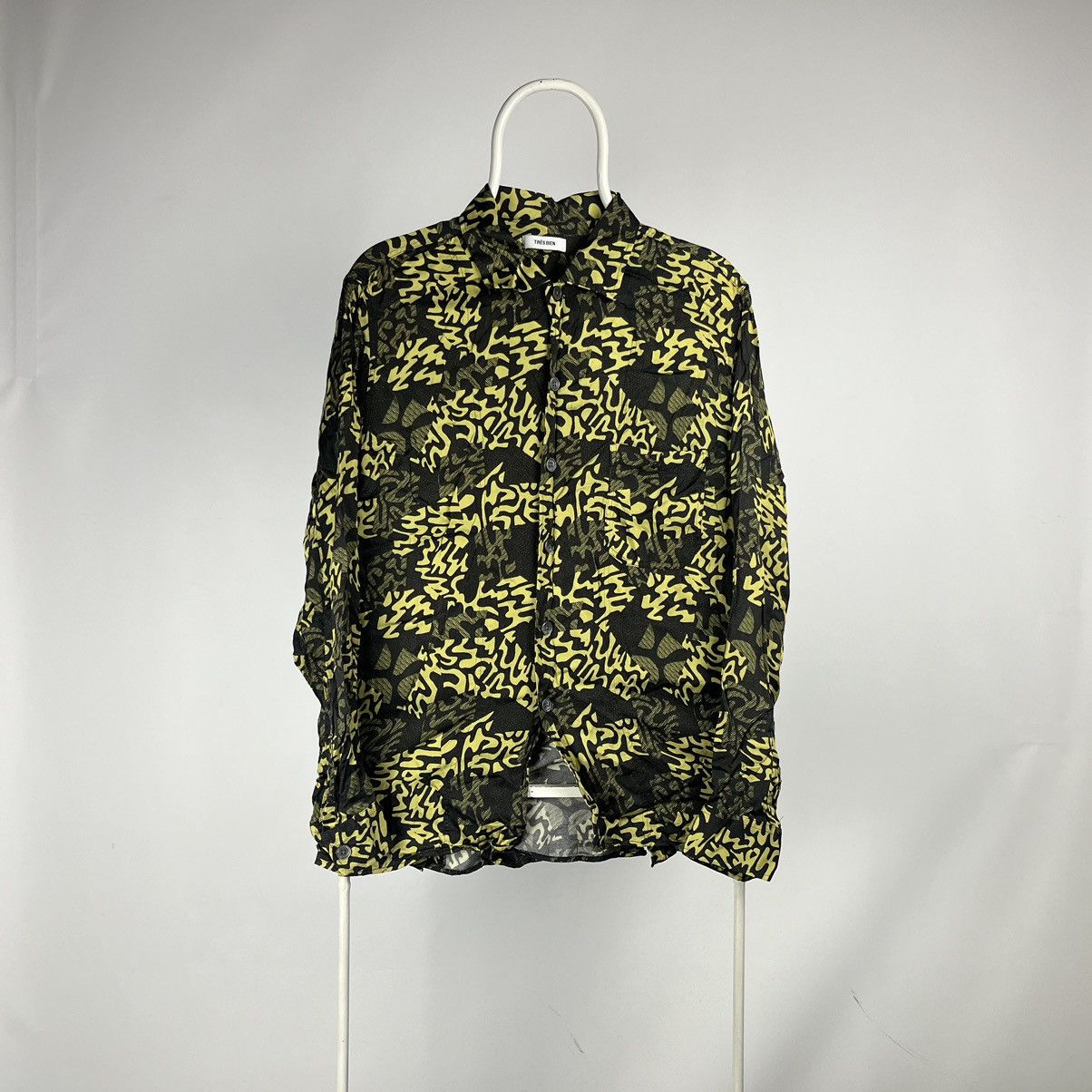 Tres Bien Tres bien shirt viscose crazy art size 46 Size US S / EU 44-46 / 1 - 1 Thumbnail