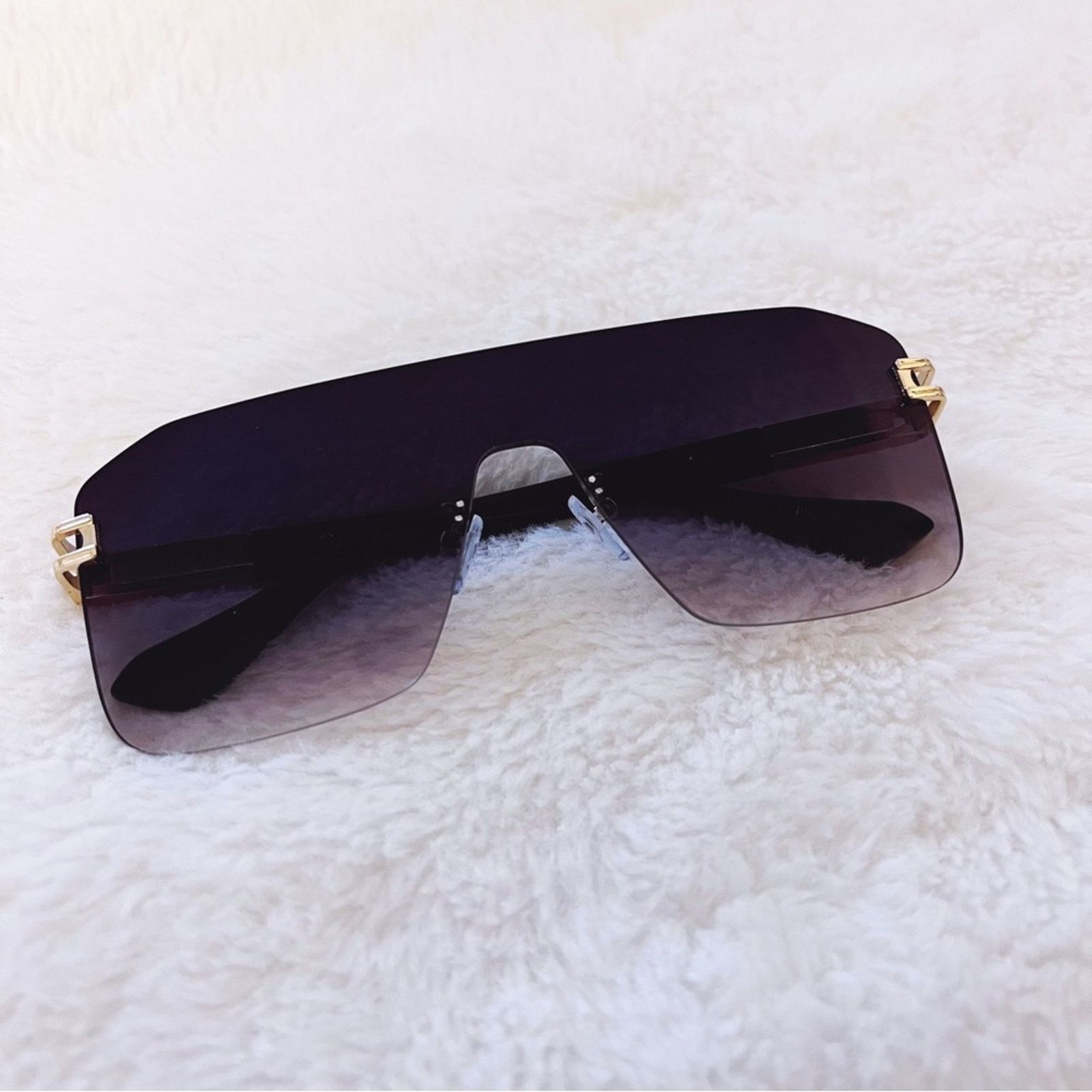 Other Sadie Black Oversized Rimless Flat-Top Sunglasses Size ONE SIZE - 3 Thumbnail