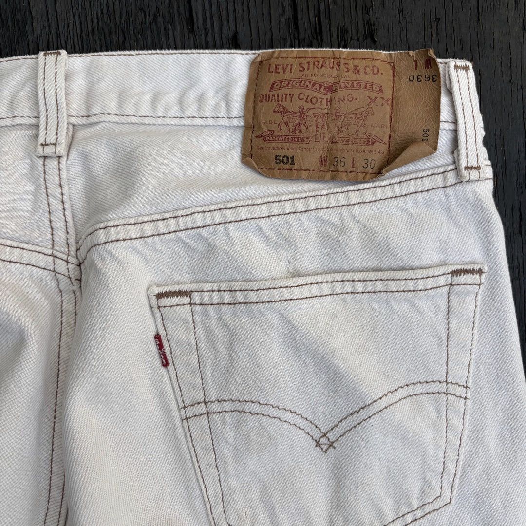Levi's Levi’s 501 1990 90s Vintage W34 USA Made White Denim Jeans Size US 34 / EU 50 - 4 Thumbnail