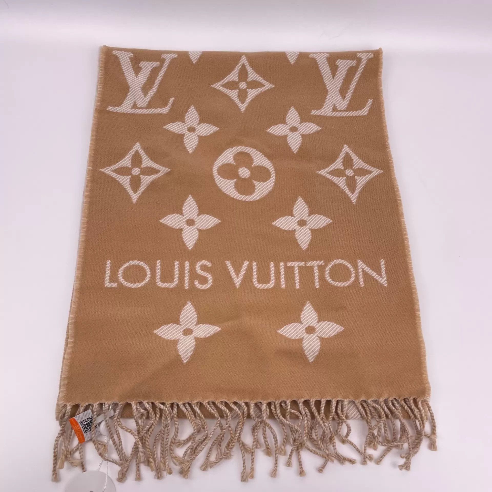 Louis Vuitton Louis Vuitton Wool Scarf New Yellow & White Reversible Size ONE SIZE - 2 Thumbnail