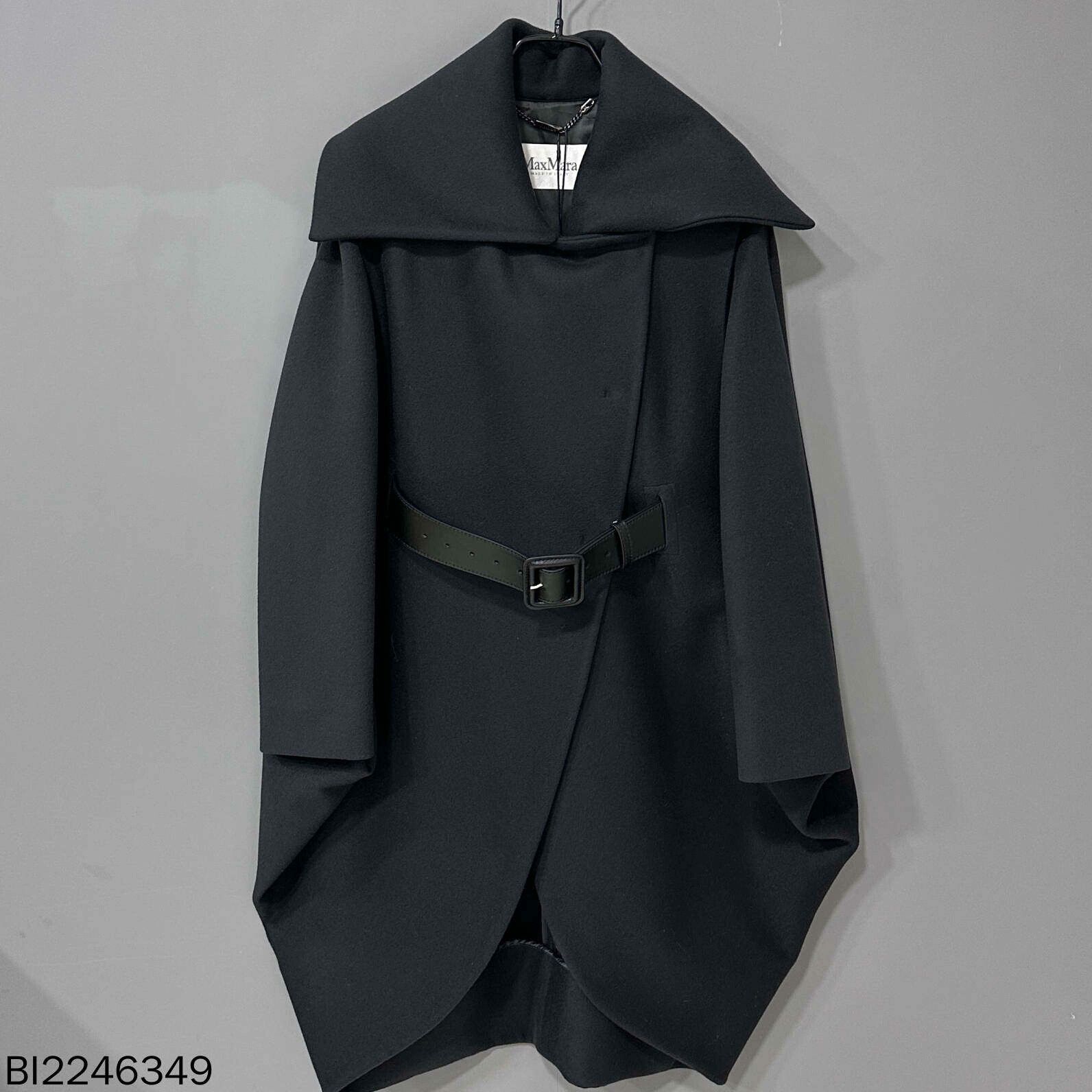 Max Mara black long cape coat with belt Size US S / EU 44-46 / 1 - 1 Thumbnail