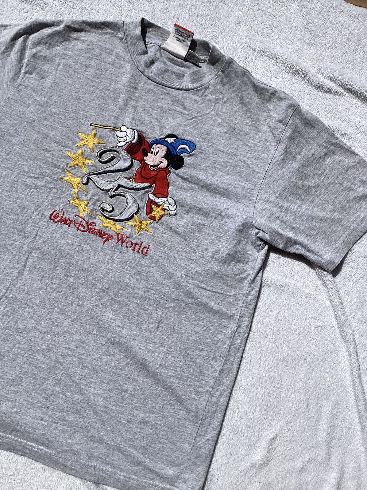 Disney × Vintage Vtg Y2K Walt Disney 25th anniversary Mickey Mouse wizard Tee Size US L / EU 52-54 / 3 - 2 Thumbnail