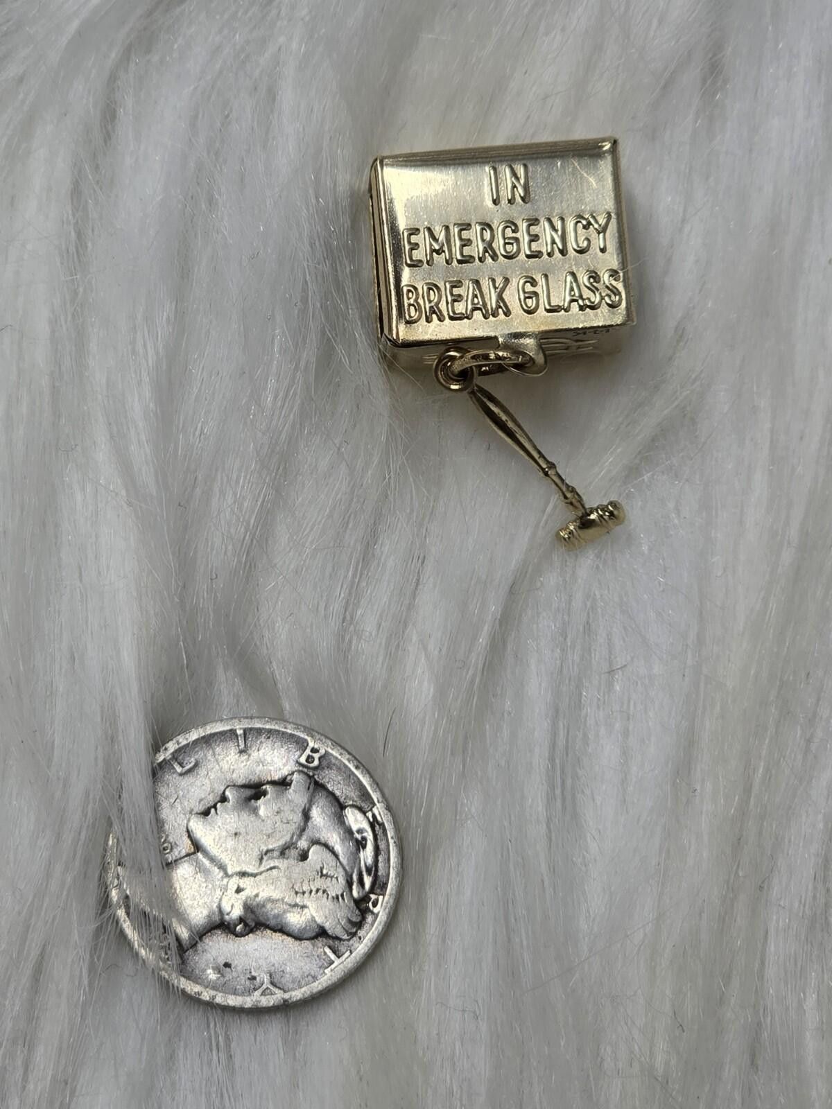 Monet Vintage 14K Gold Mad Money Emergency Break Glass Charm 3.6g Size ONE SIZE - 1 Thumbnail