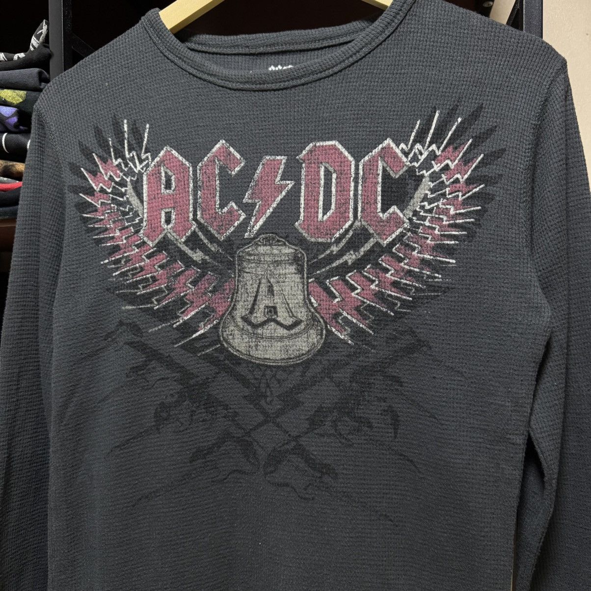 Band Tees × Vintage Y2K ACDC Thermal Long Sleeve Size XS / US 0-2 / IT 36-38 - 2 Thumbnail