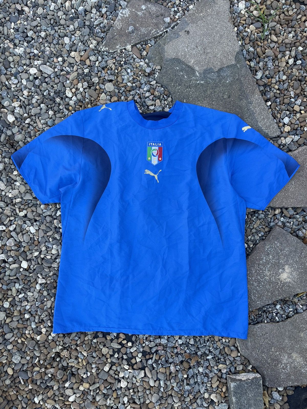 Puma × Vintage 2004 Puma Italy Neil Barrett blue rare soccer jersey Size US XL / EU 56 / 4 - 1 Thumbnail