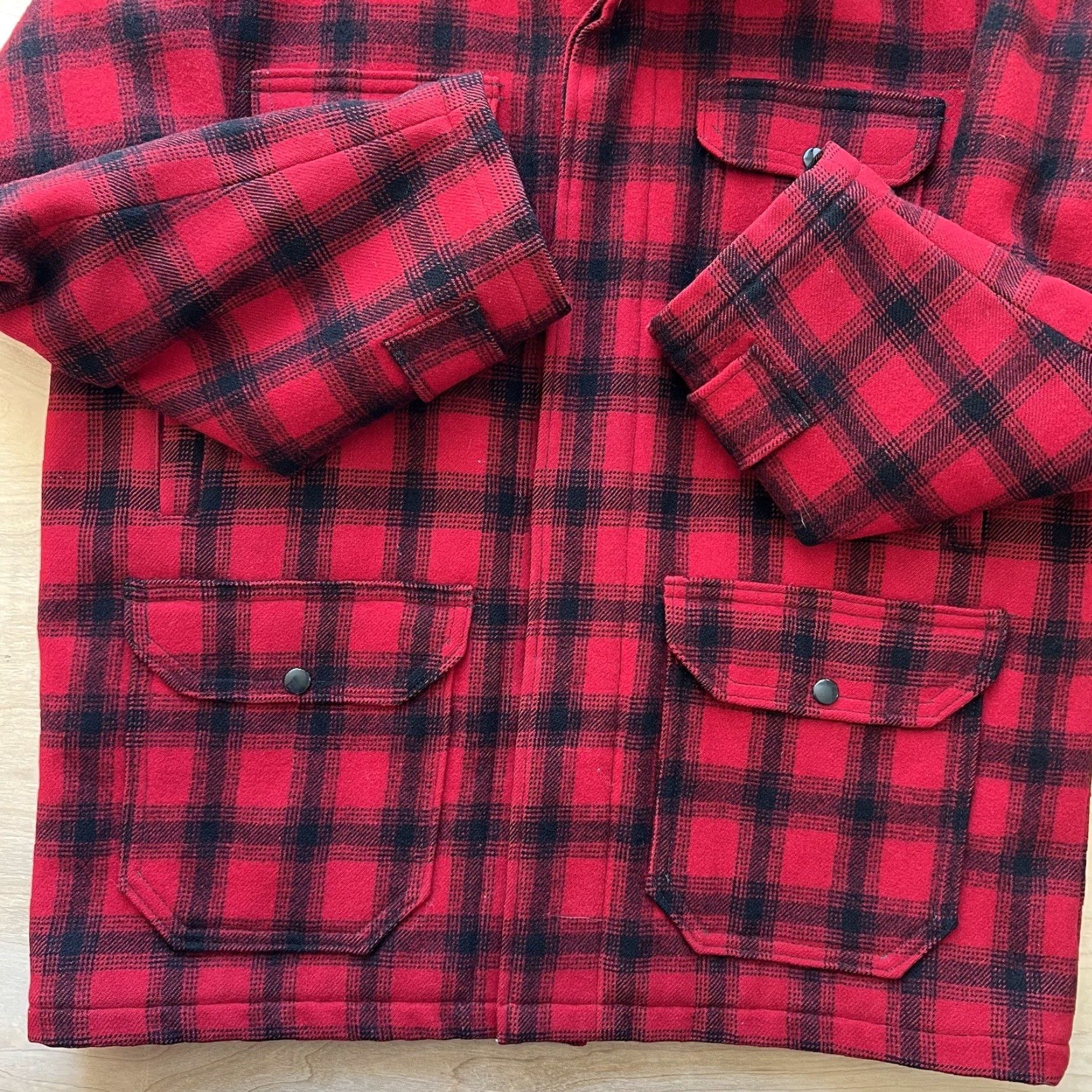 Vintage Vintage Woolrich Buffalo Plaid Chore Jacket 42 Red Woolrich Chore Jacket Mens Regular Wool 80s USA Workwear Logo Zip Jacket Size US XS / EU 42 / 0 - 6 Thumbnail
