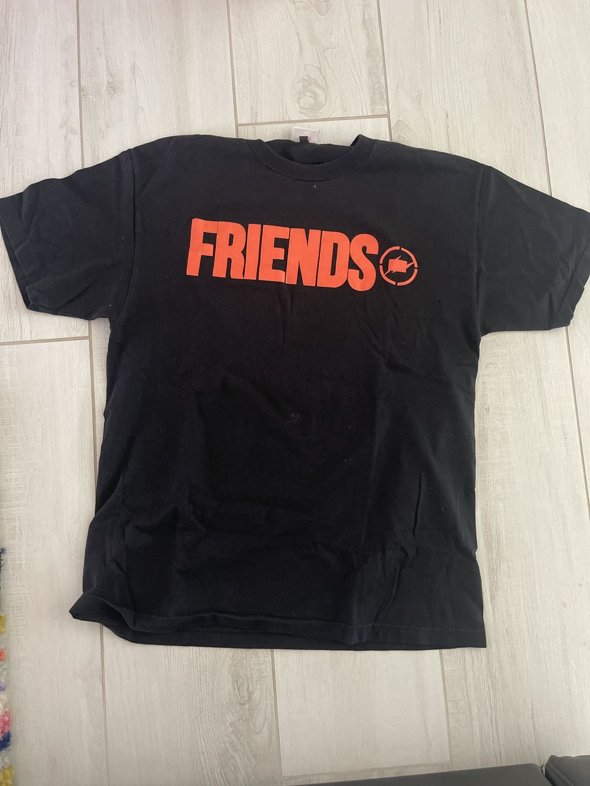 Fragment Design × Vlone Vlone x Fragment Friends t shirt Size US L / EU 52-54 / 3 - 1 Thumbnail