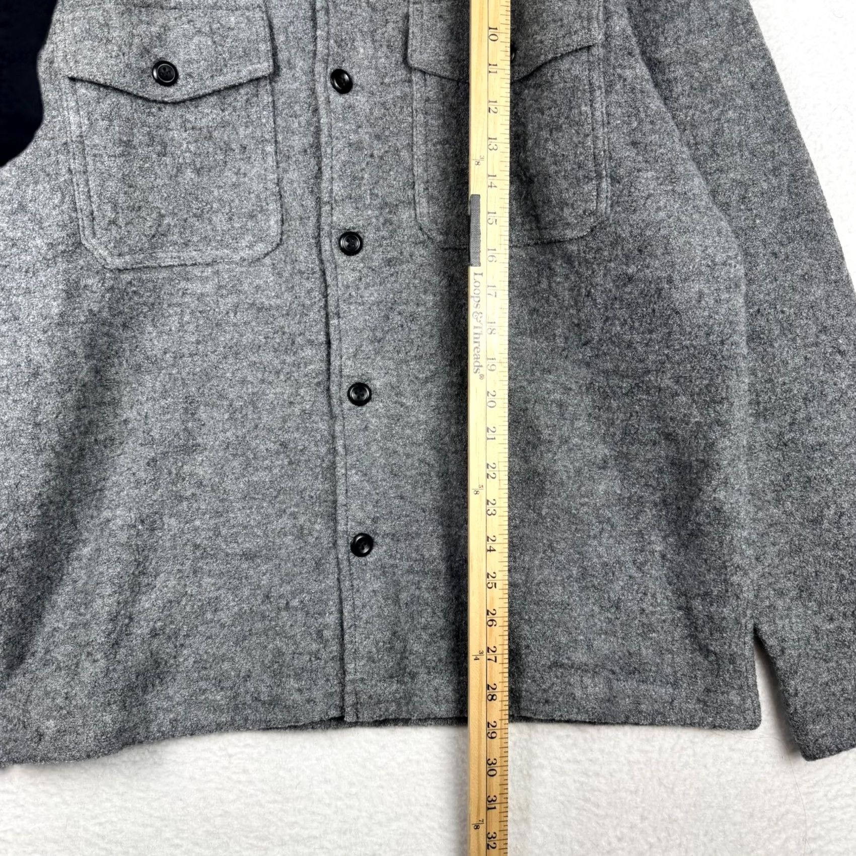 Banana Republic VINTAGE Banana Republic Mens L Boucle Over Shirt Jacket Gray Button Woiol Blend Size US L / EU 52-54 / 3 - 7 Thumbnail