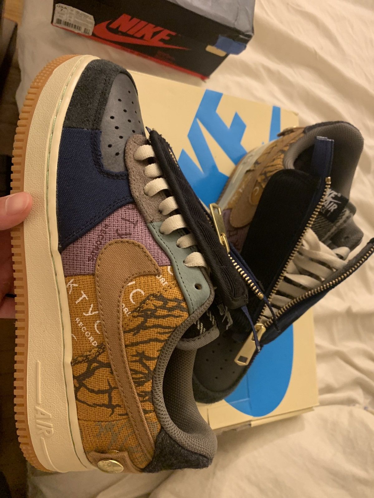 Nike × Travis Scott Air Force 1 low/cactus jack Size US 8 / EU 41 - 1 Thumbnail