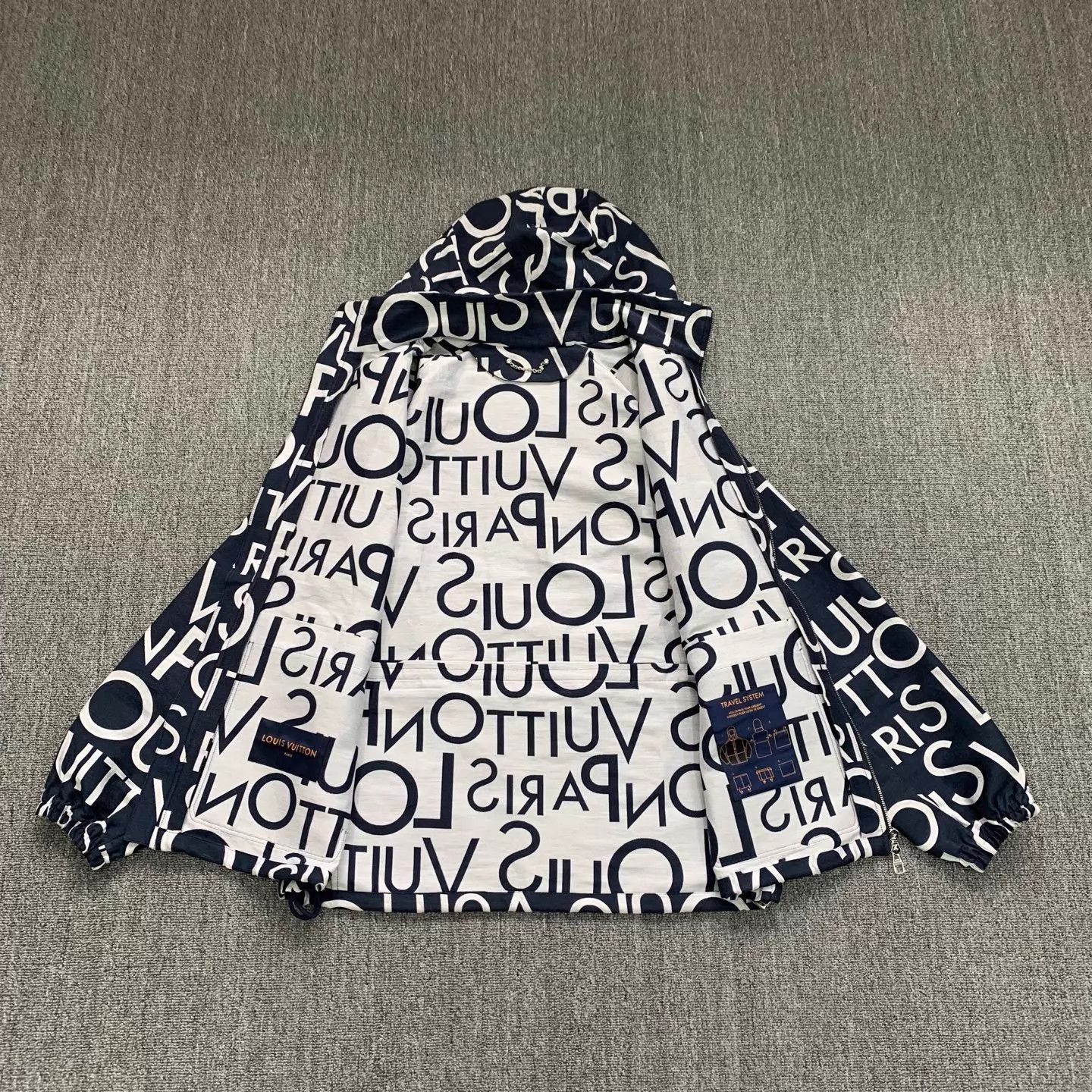 Louis Vuitton LV Blue Allover Print Jacket 48 98 New Size US M / EU 48-50 / 2 - 7 Thumbnail