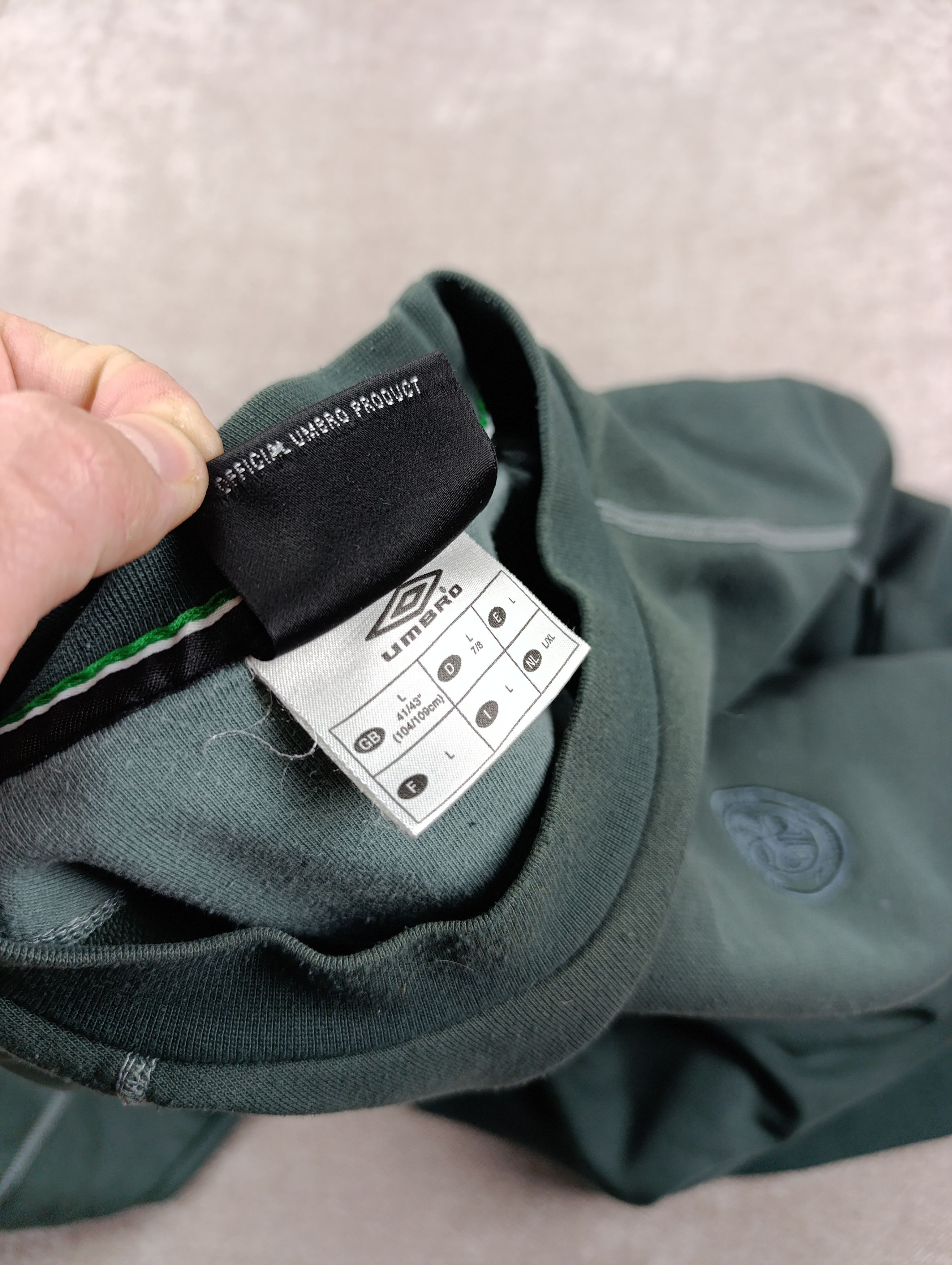 Umbro Umbro Celtic 2000s Vintage Football Jumper Sweatshirt Size US L / EU 52-54 / 3 - 12 Thumbnail