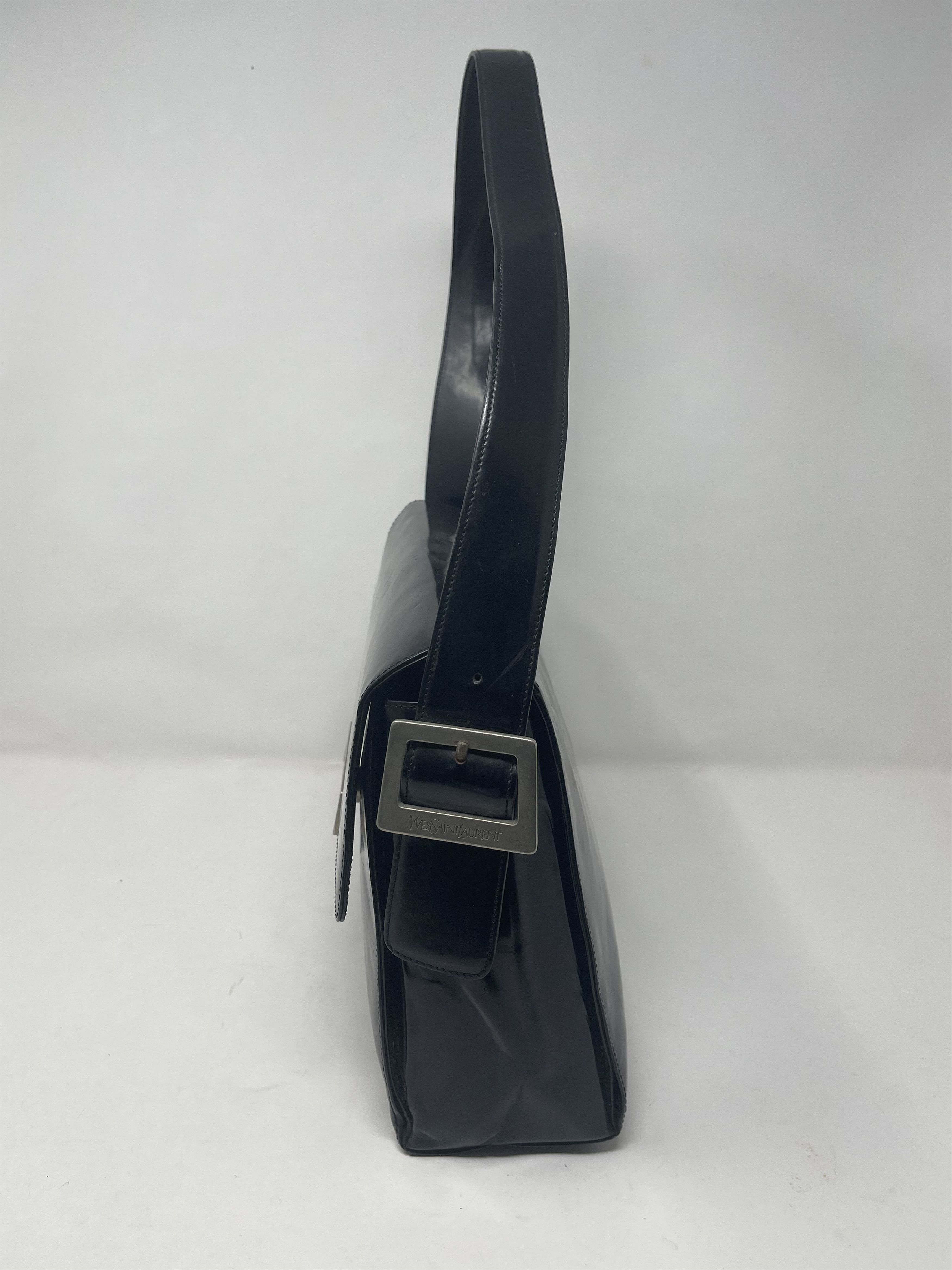 Yves Saint Laurent Yves Saint Laurent Paris Black Patent Leather Shoulder Bag Size ONE SIZE - 4 Thumbnail