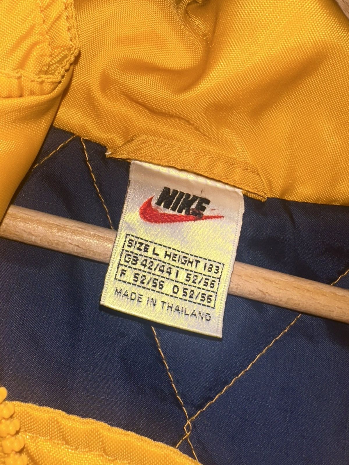Nike Vintage Nike Yellowjacket 🐝 Size US XL / EU 56 / 4 - 5 Thumbnail