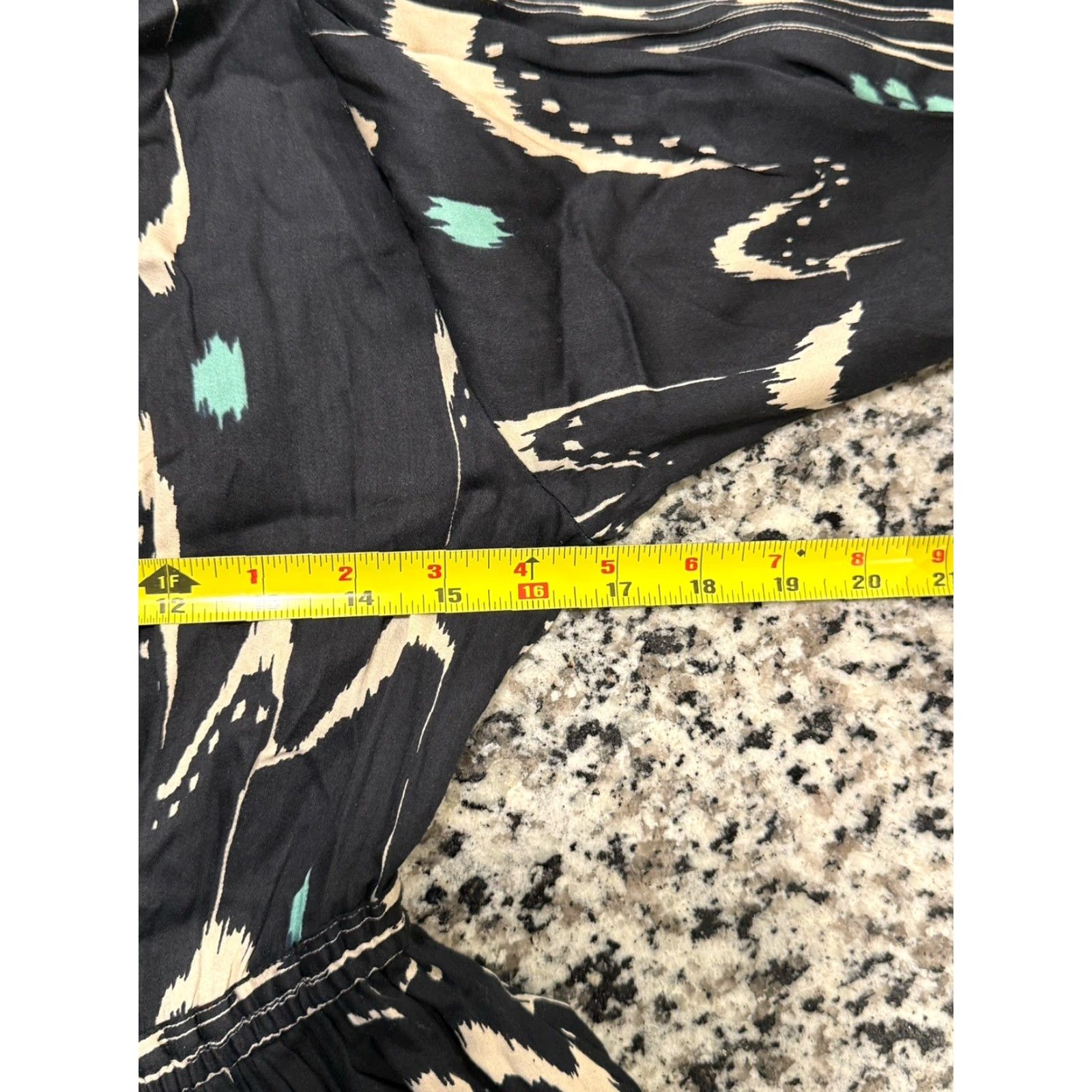 Vintage Omika Misha Midi Dress Patterned Black V-Neck Long Sleeve Hook & Eye Mod al Ruffle Casual Women Sized S EUC Size S / US 4 / IT 40 - 7 Thumbnail