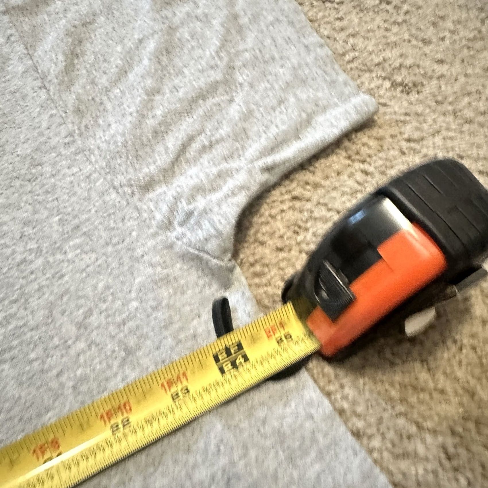Anvil VINTAGE Anvil Shirt Mens 2XL Gray Cotton Graphic Print Miami Zoo White Tiger Nature Animals 90s Theme Short Sleeve Crew Neck T-Shirt Size US XXL / EU 58 / 5 - 6 Thumbnail