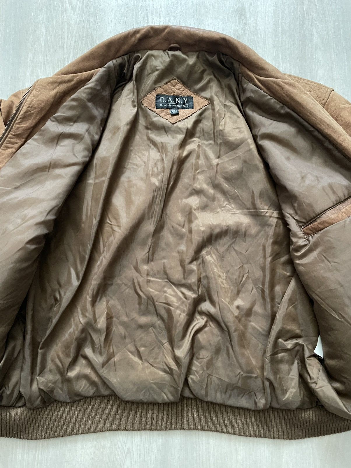 Vintage Vintage DANY Classic Brown Genuine Leather Bomber Jacket XL Size US XL / EU 56 / 4 - 7 Thumbnail