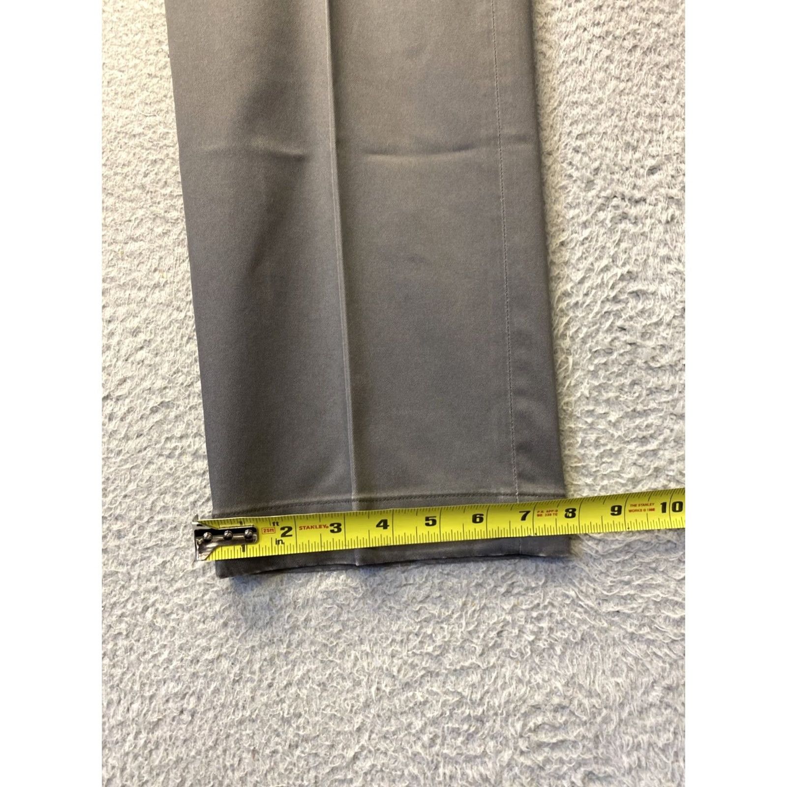 Brooks Brothers Brooks Brothers Chino Pants Men’s 36x30 Gray Straight Leg Regular Fit /0897 Size US 36 / EU 52 - 5 Thumbnail