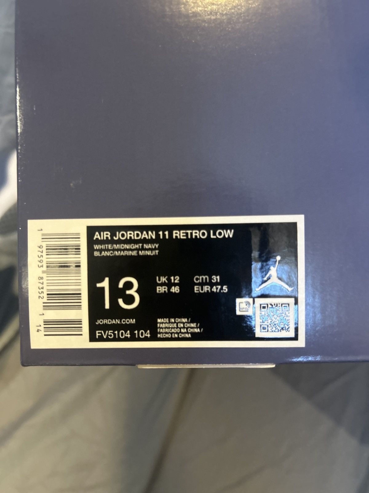 AIR JORDAN 11 RETRO LOW WHITE/MIDNIGHT NAVY