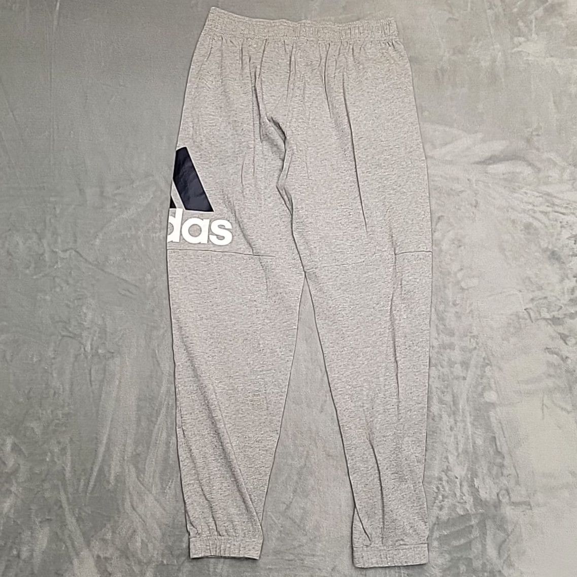 Adidas Adidas Pants Mens M Gray Essentials Performance Logo Jogger Jersey Athletic Size US M / EU 48-50 / 2 - 7 Thumbnail