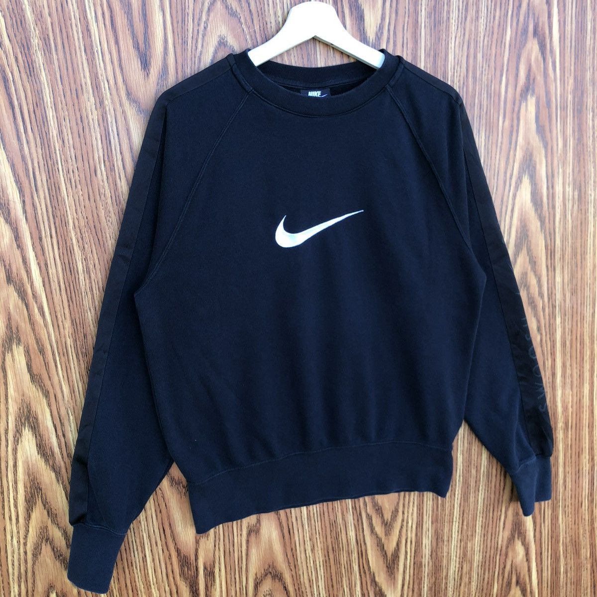 Nike Vintage Nike Swoosh Center Logo Sweatshirt Size US M / EU 48-50 / 2 - 2 Thumbnail