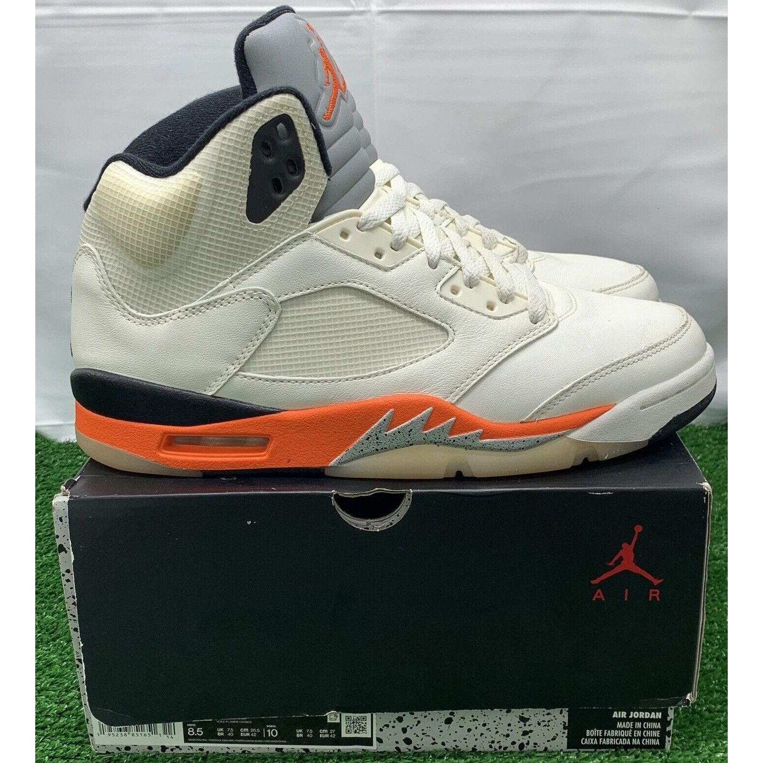 shattered jordan 5