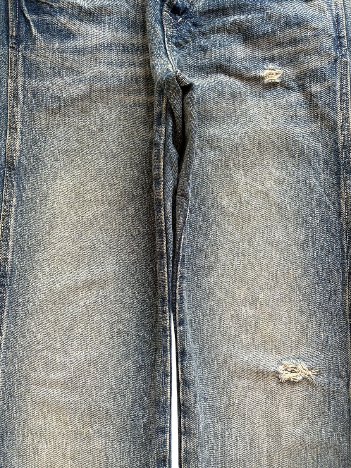 Japanese Brand Vintage DMG Buckle Back Faded Wash Distressed Jeans Size US 30 / EU 46 - 5 Thumbnail