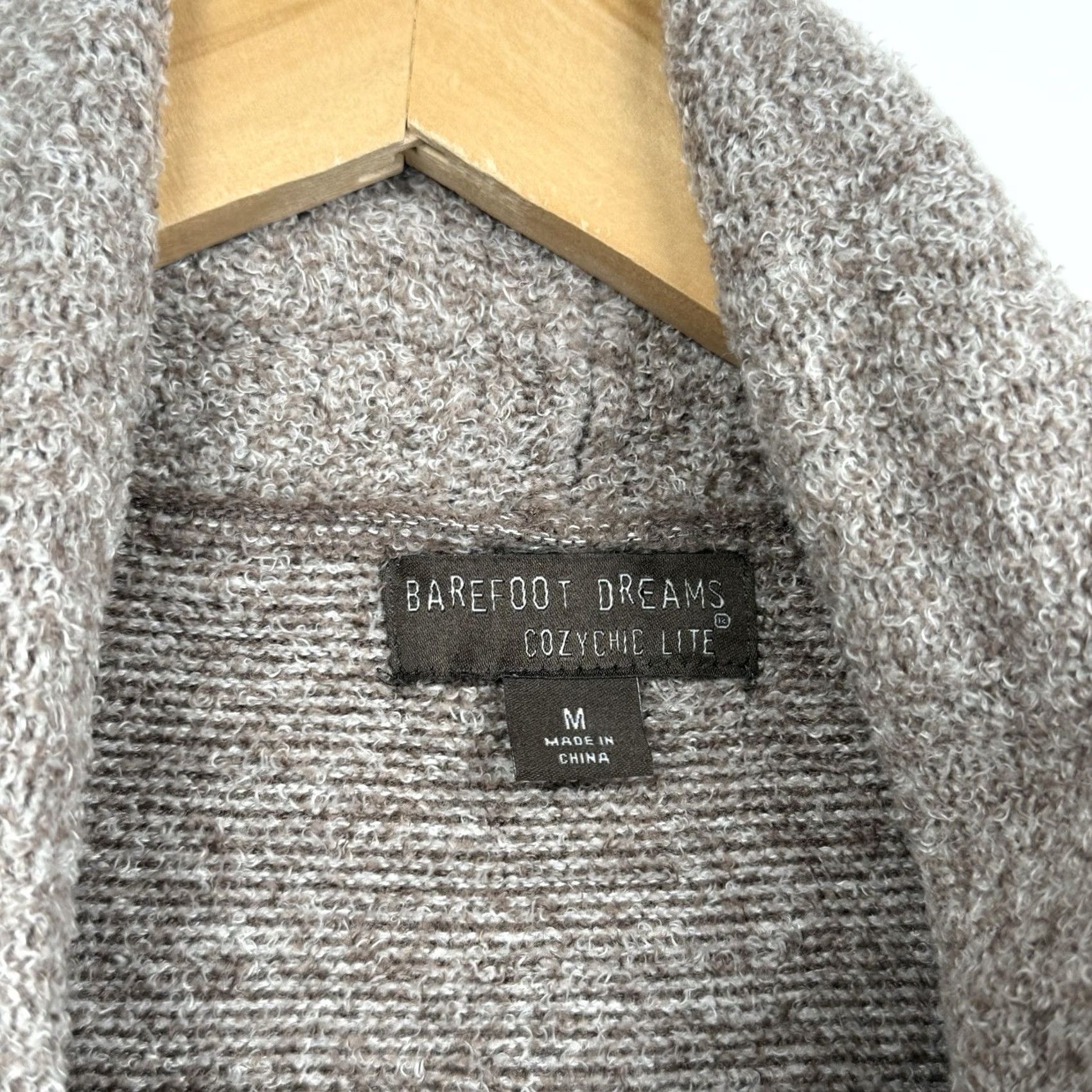 Vintage Barefoot Dreams Cardigan Sweater Womens Medium Open Hooded Pockets Knit CozyBohemian Classic Outdoor All Seasons Size M / US 6-8 / IT 42-44 - 4 Thumbnail