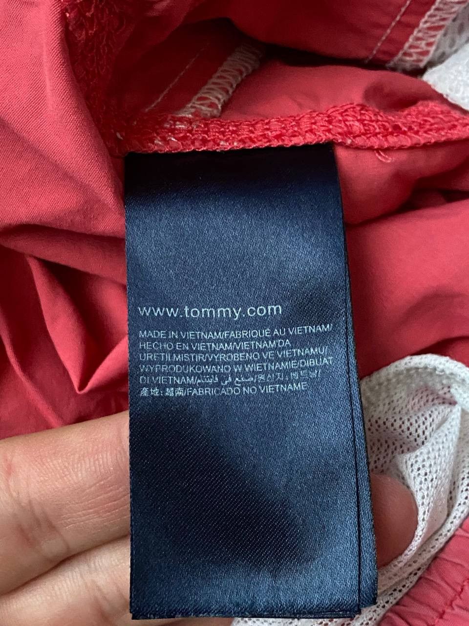 Tommy Hilfiger Tommy Hilfiger y2k swimming trunks shorts Size US 34 / EU 50 - 6 Thumbnail