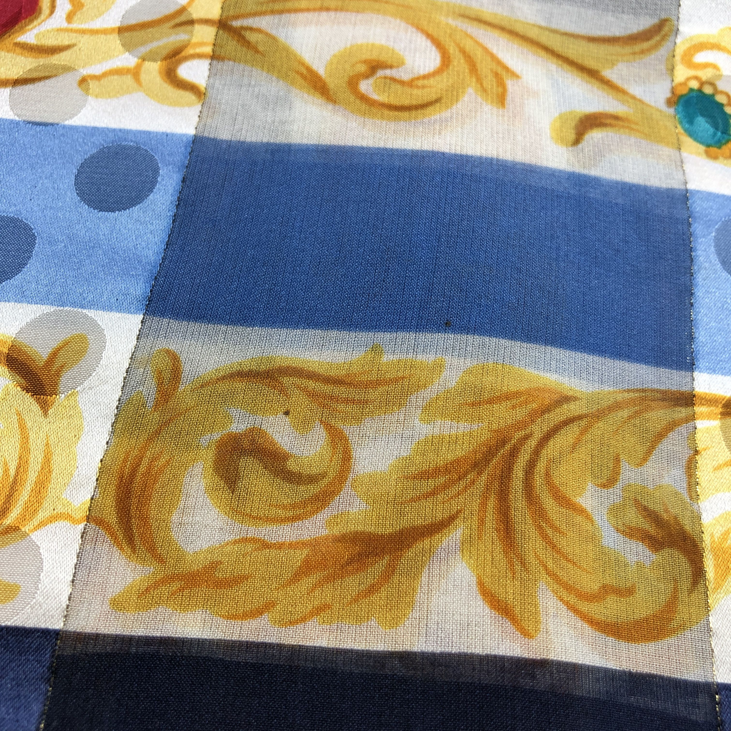 Japanese Brand Valentino Garavani Luxury Silk Scarf M1172 Size ONE SIZE - 8 Thumbnail
