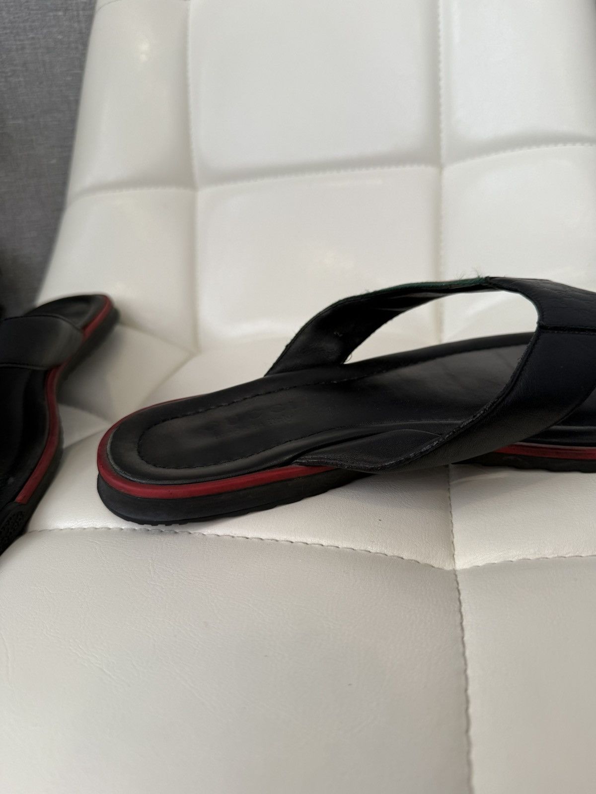 Gucci Gucci Black Leather Flip Flops Sandals GG Web Stripe Slides Size US 11 / EU 44 - 9 Thumbnail